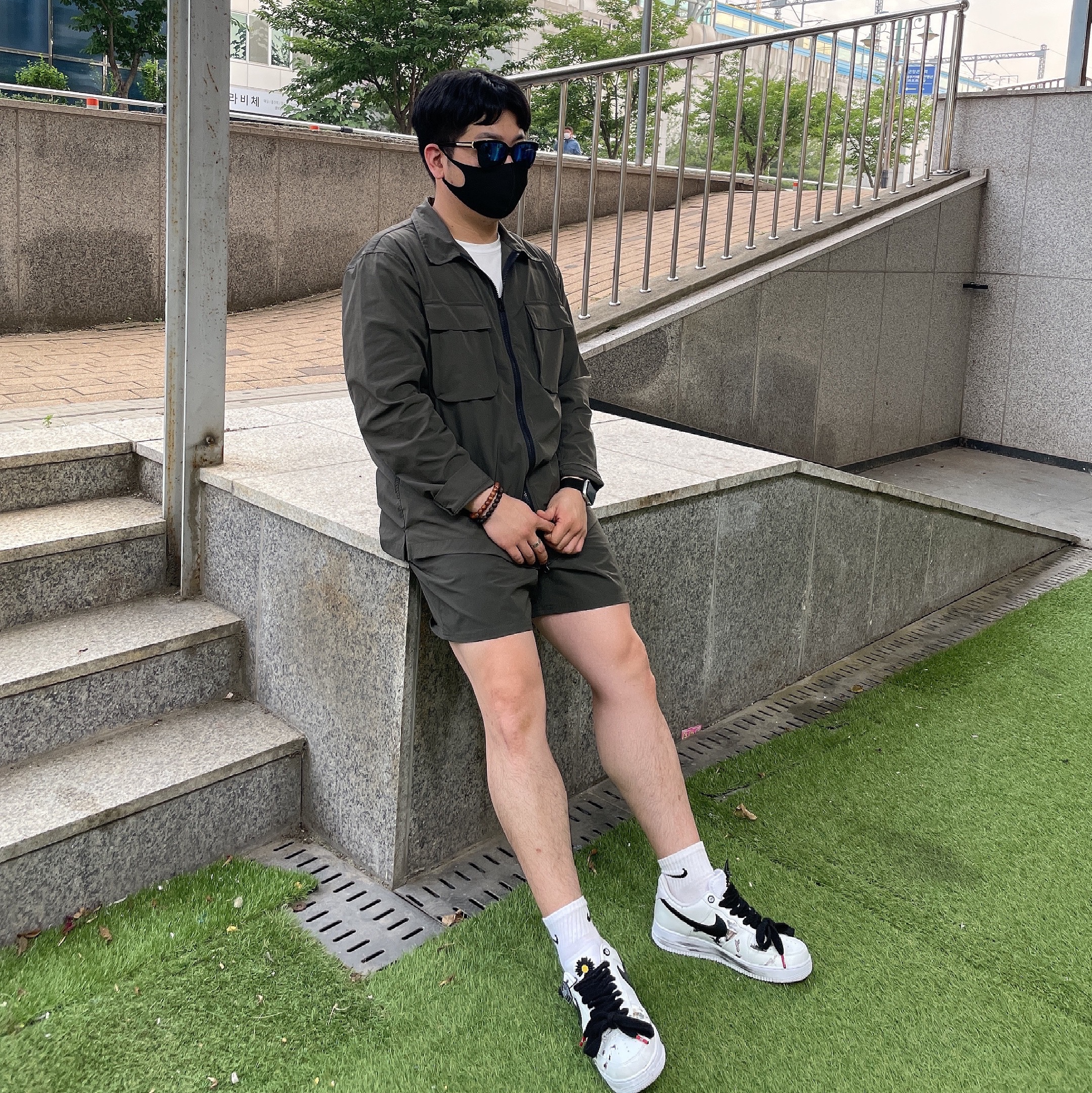 Nike x Peaceminusone Air Force 1 Low Para-Noise 2.0 착용 스타일