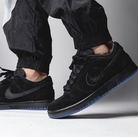 Nike x Undefeated Dunk Low SP 5 On It 착용 스타일 - 2