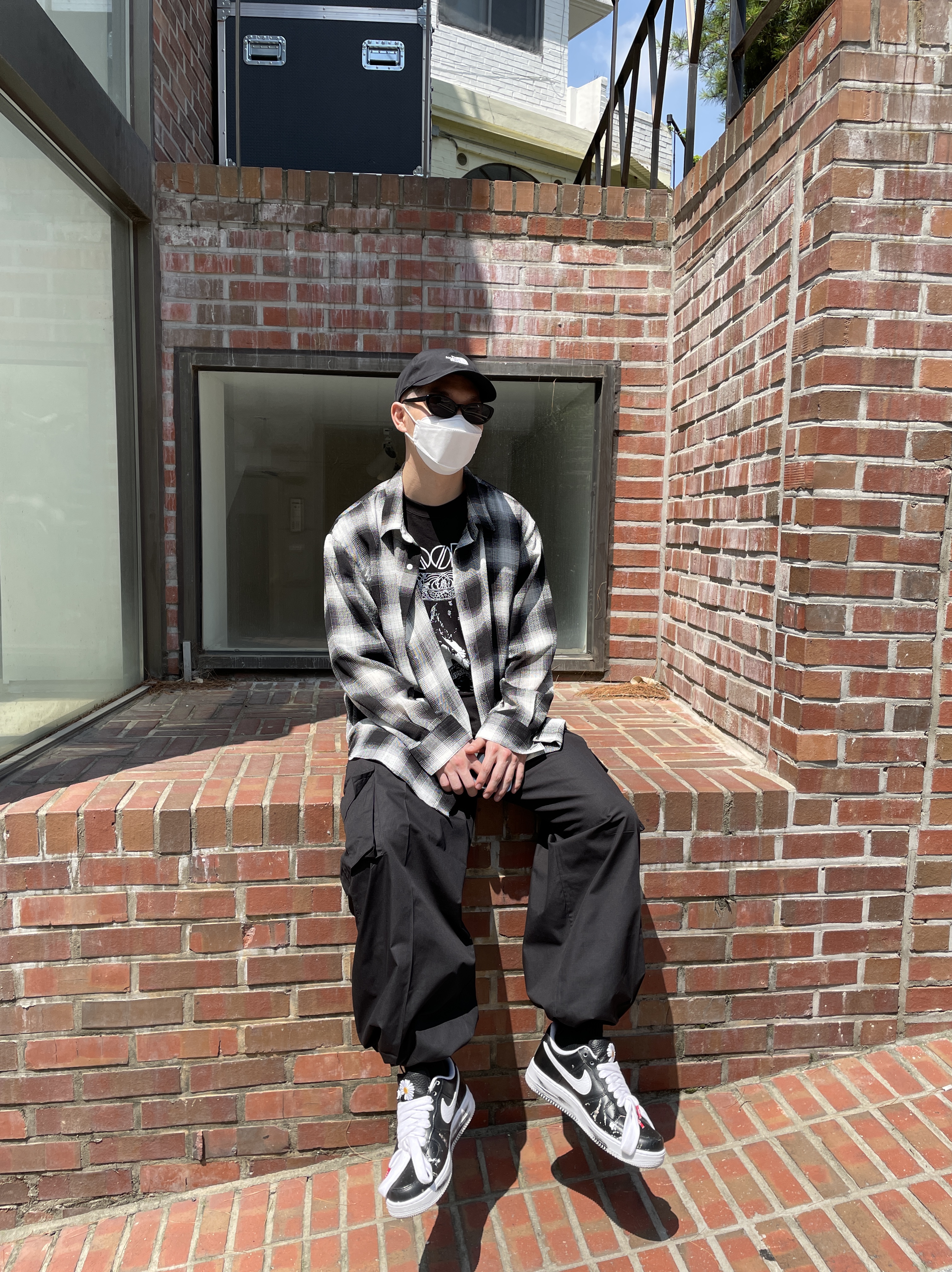 Nike x Peaceminusone Air Force 1 Low Para-Noise 착용 스타일 - 1