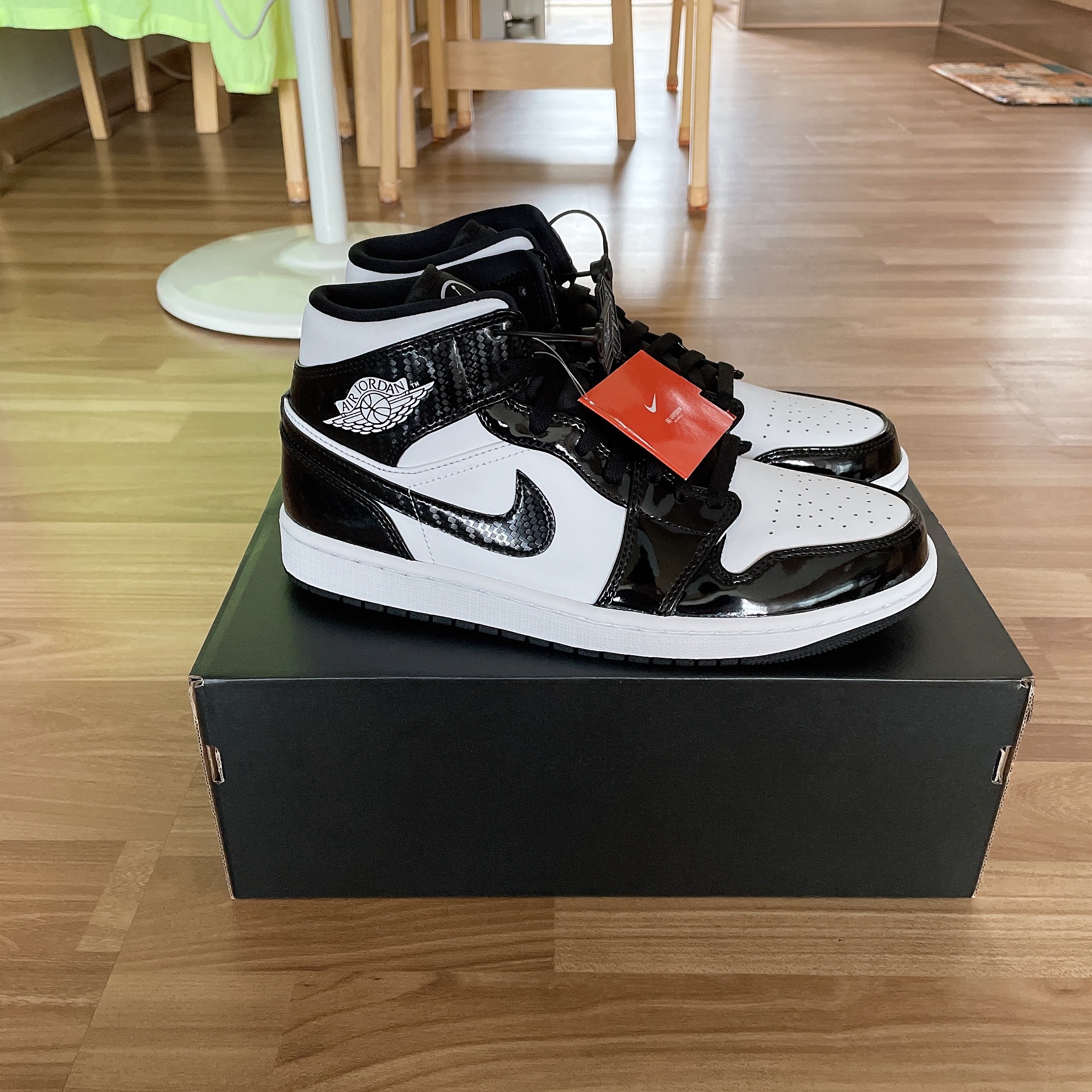 Jordan 1 Mid SE ASW Black 착용 스타일 - 2