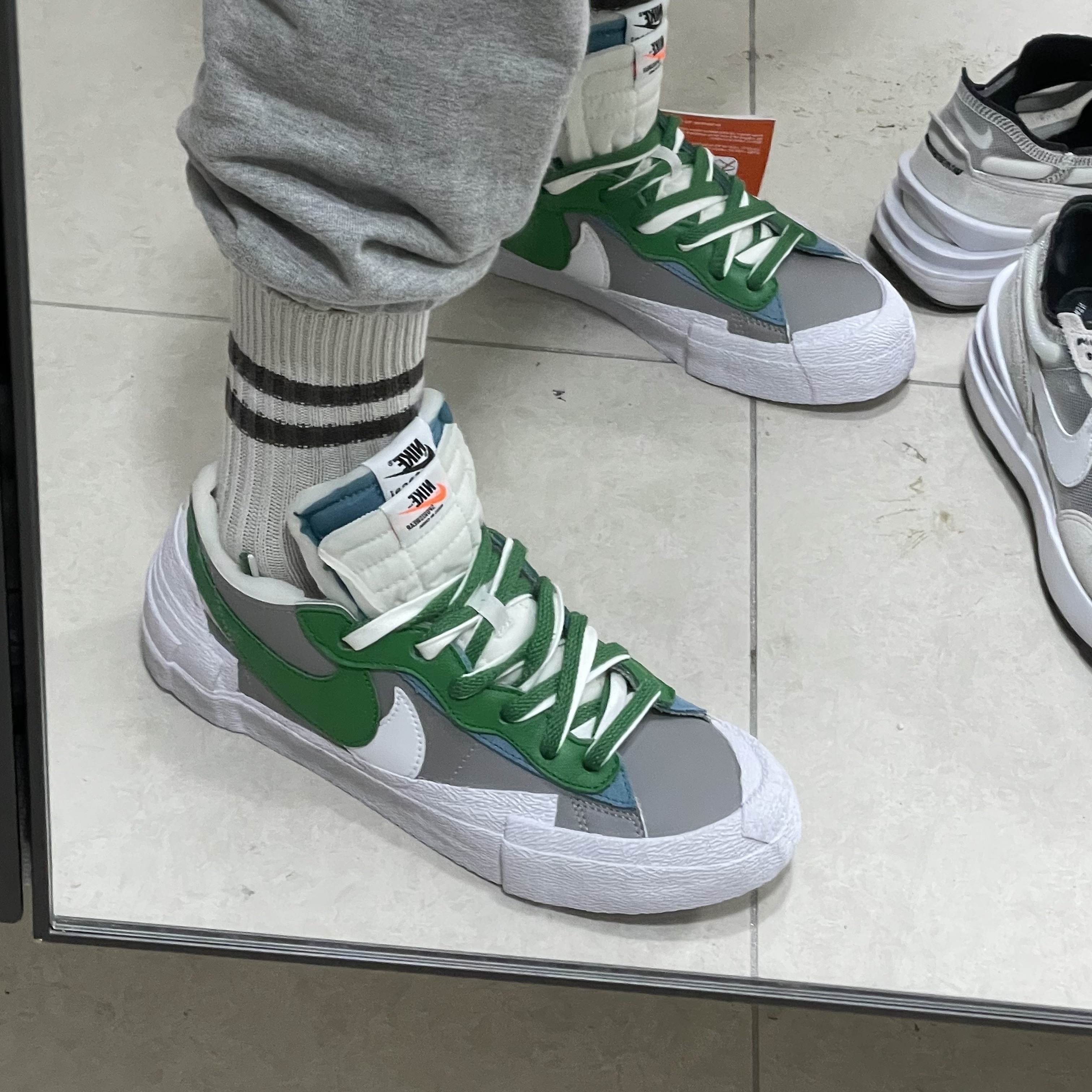 Nike x Sacai Blazer Low Classic Green 착용 스타일