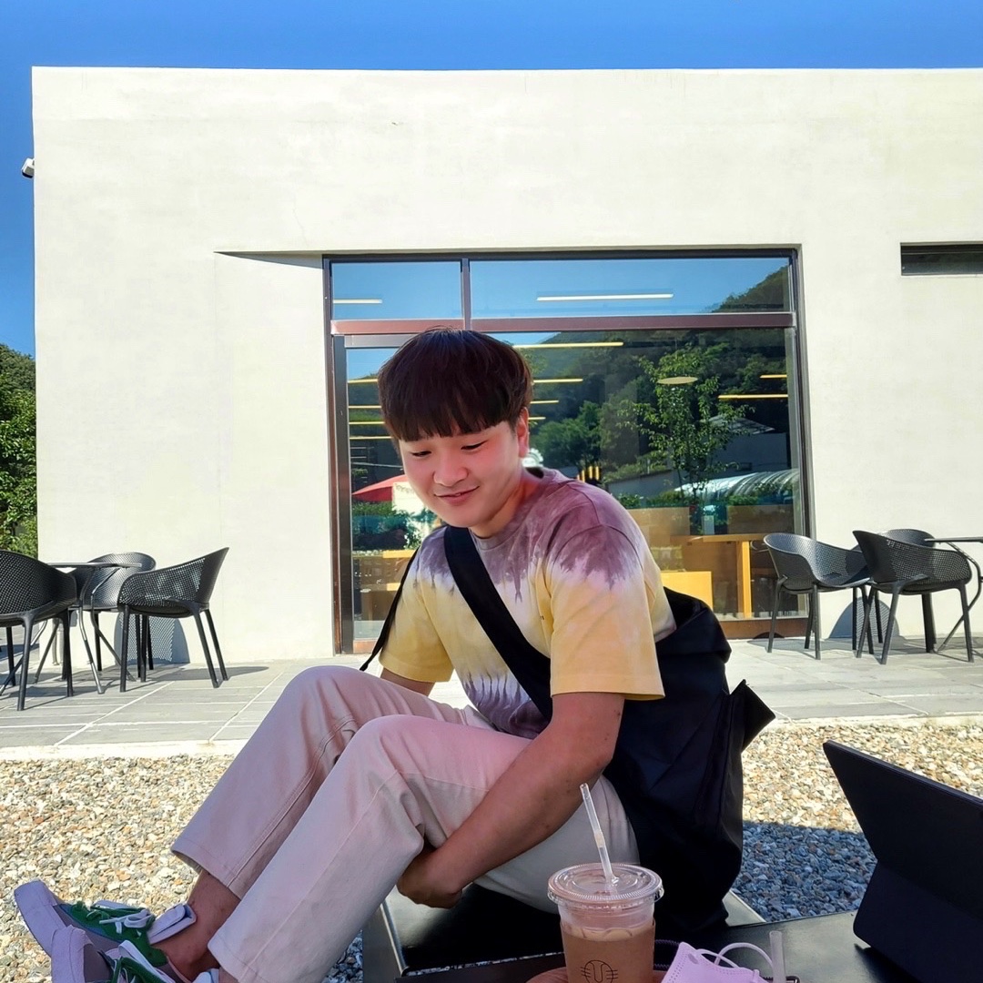 Nike x Sacai Blazer Low Classic Green 착용 스타일