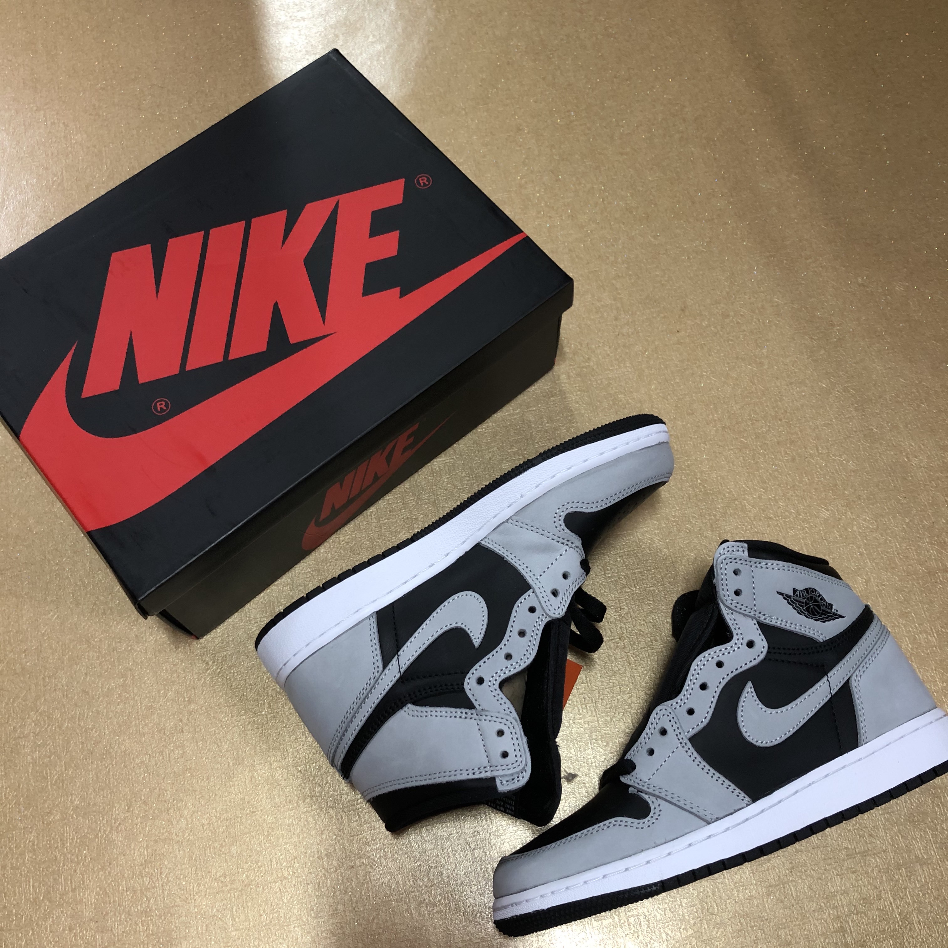 Jordan 1 Retro High OG Shadow 2.0 착용 스타일 - 3