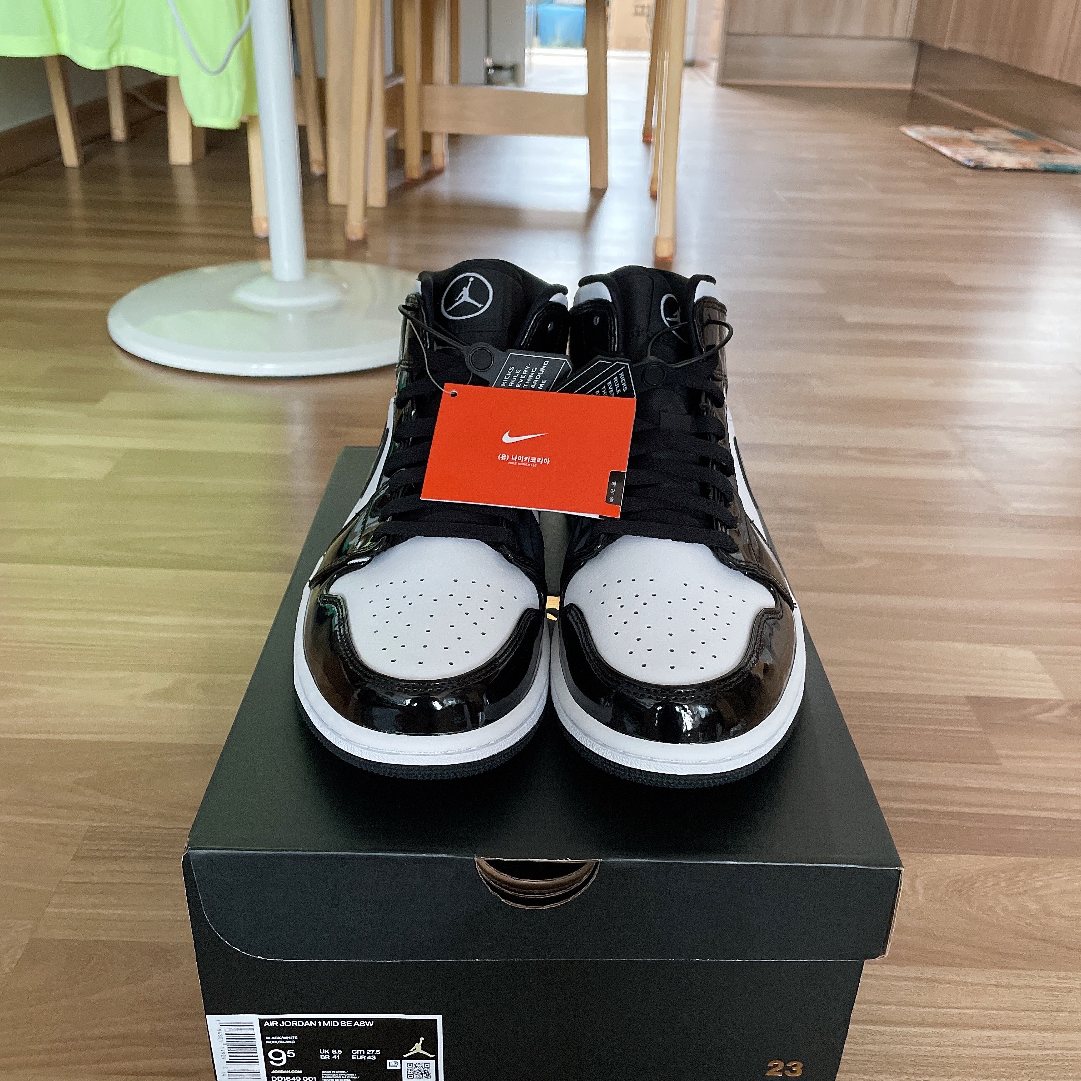 Jordan 1 Mid SE ASW Black 착용 스타일 - 3