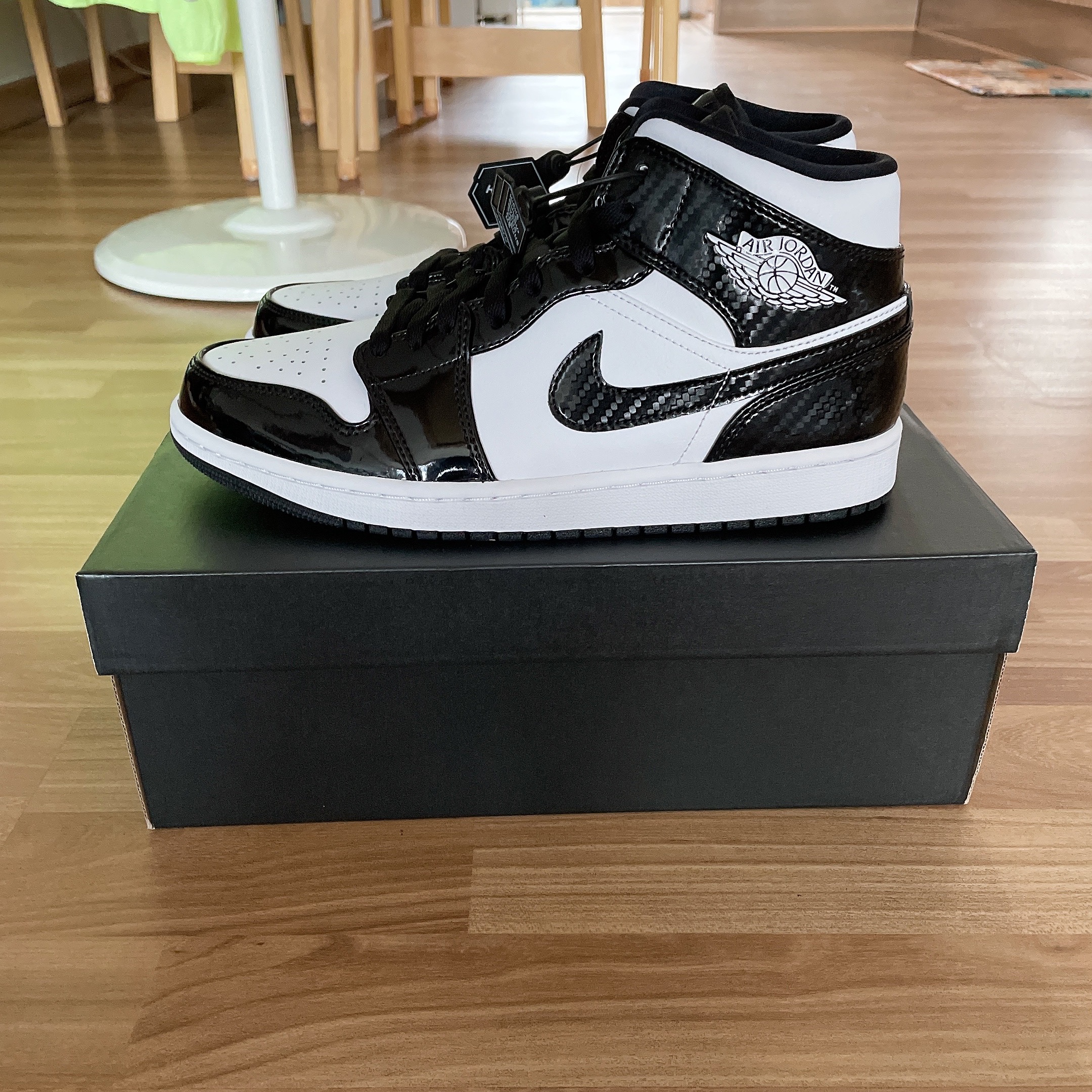 Jordan 1 Mid SE ASW Black 착용 스타일 - 1