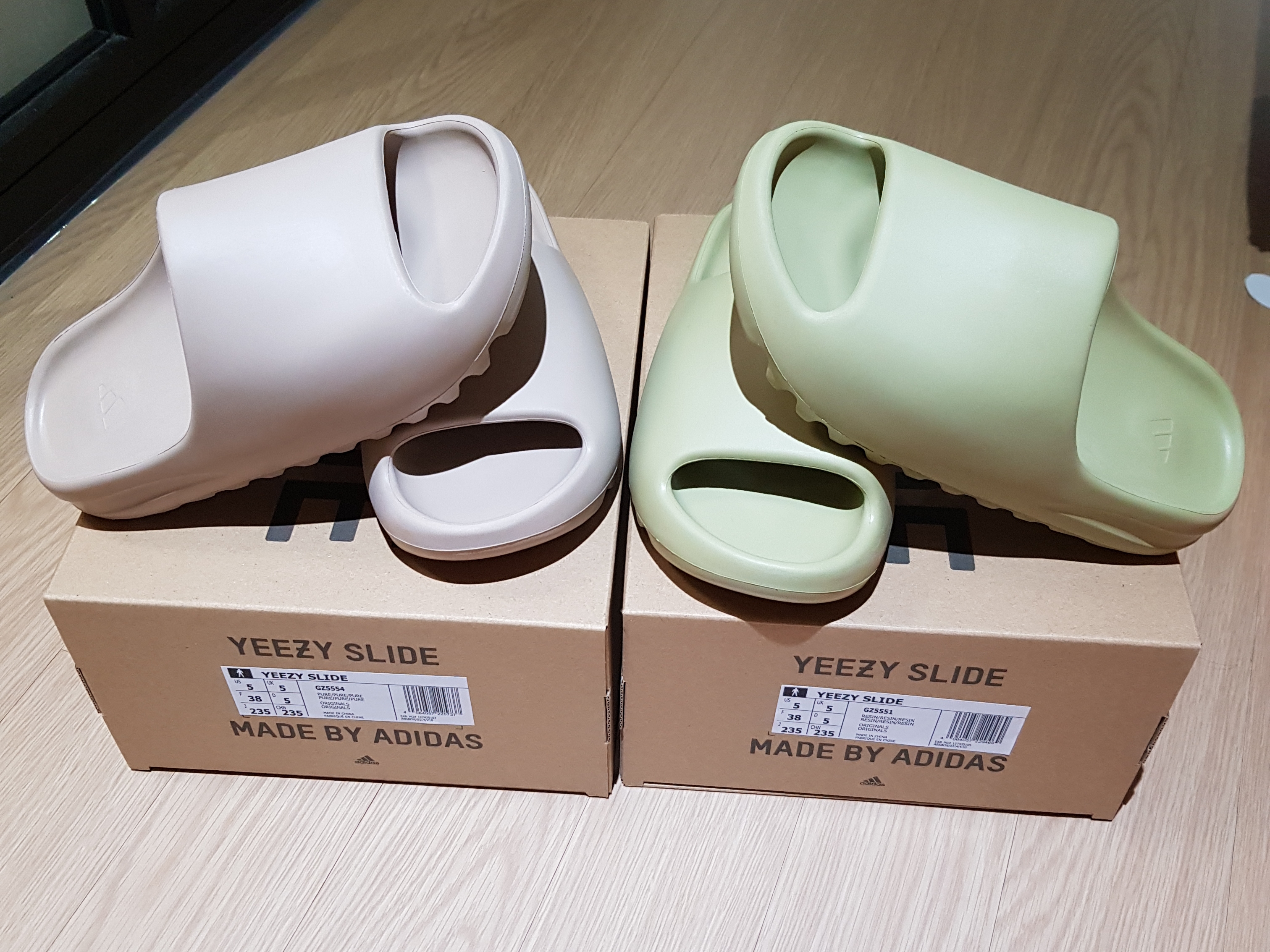 Adidas Yeezy Slide Pure, Adidas Yeezy Slide Resin 2021 착용 스타일