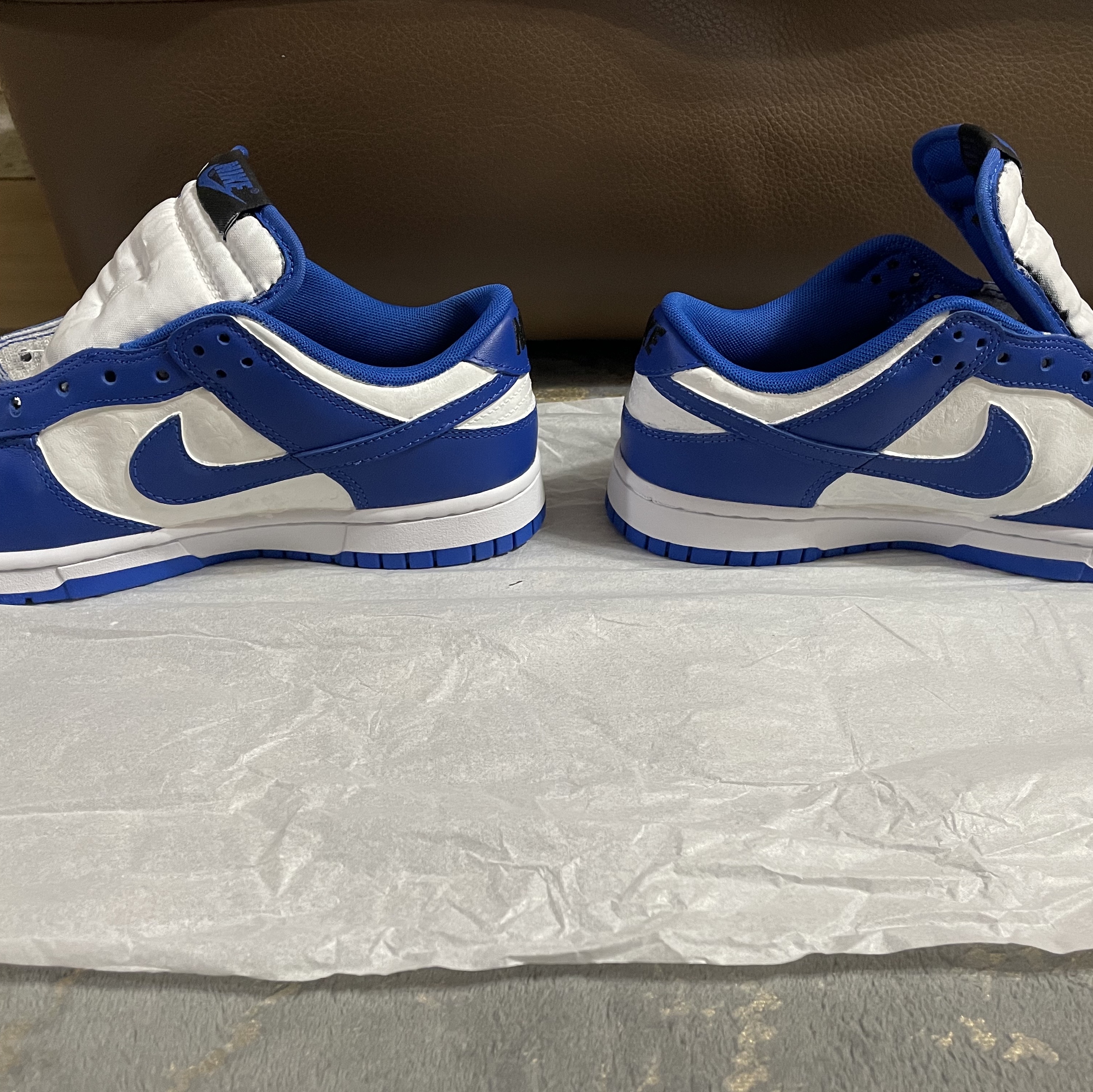 Nike Dunk Low Retro Hyper Cobalt 착용 스타일 - 2