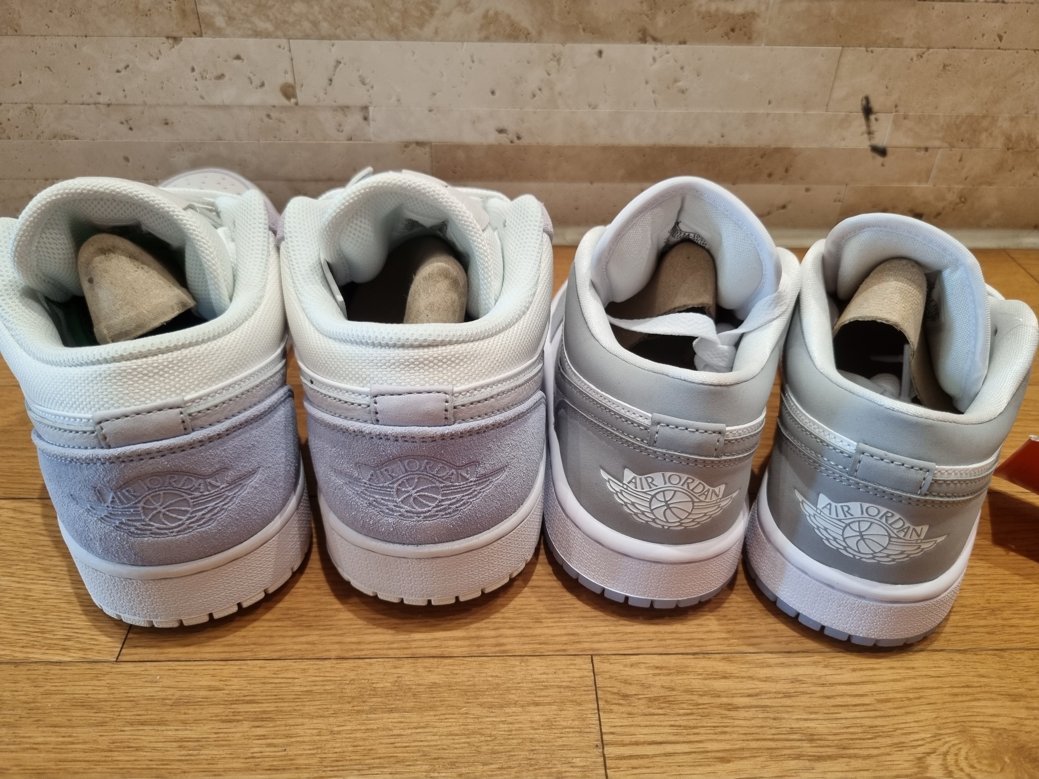 Jordan 1 Low Paris, (W) Jordan 1 Low White Wolf Grey 착용 스타일 - 2
