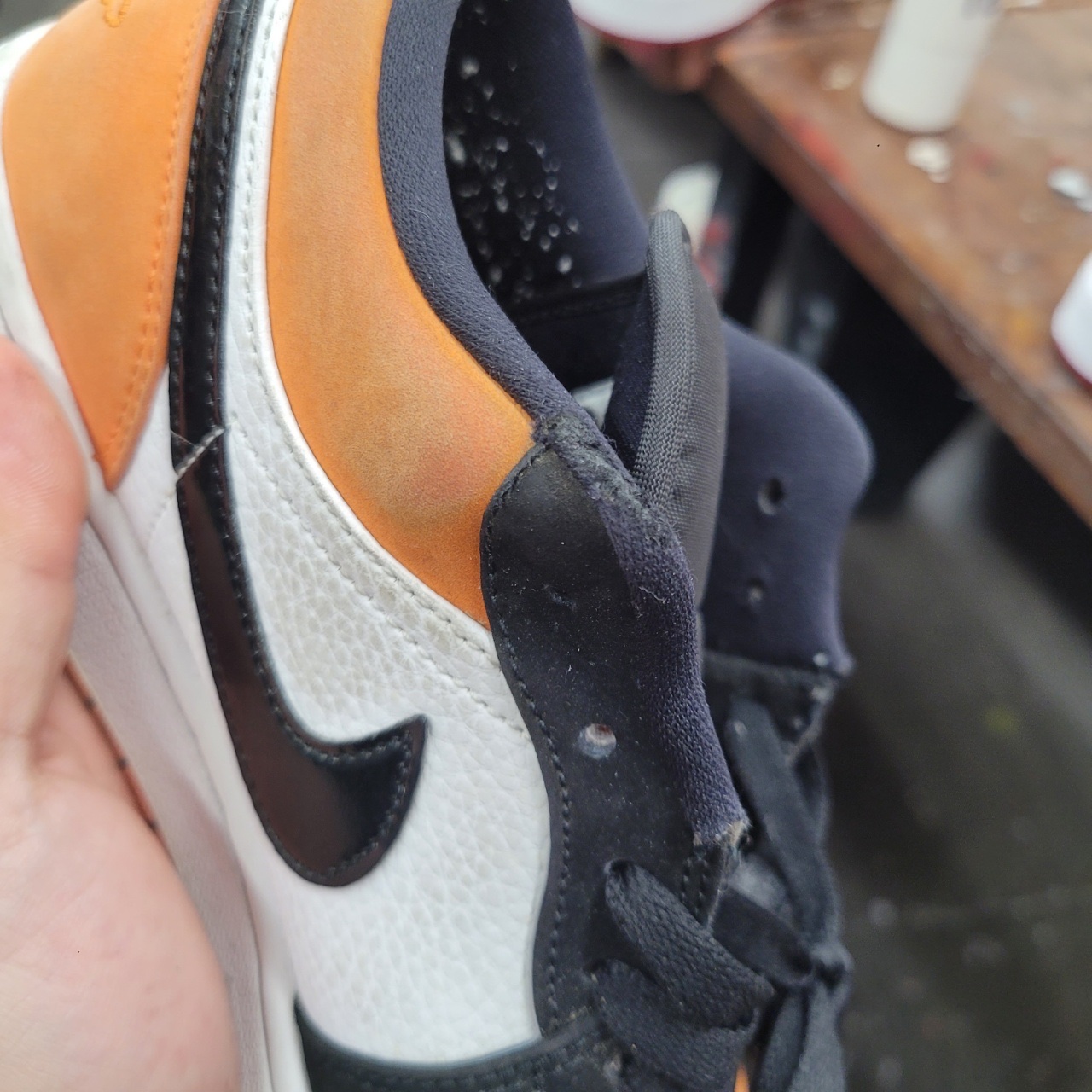 Jordan 1 Low Shattered Backboard, Jordan 1 Retro High OG Court Purple 2020 착용 스타일 - 1