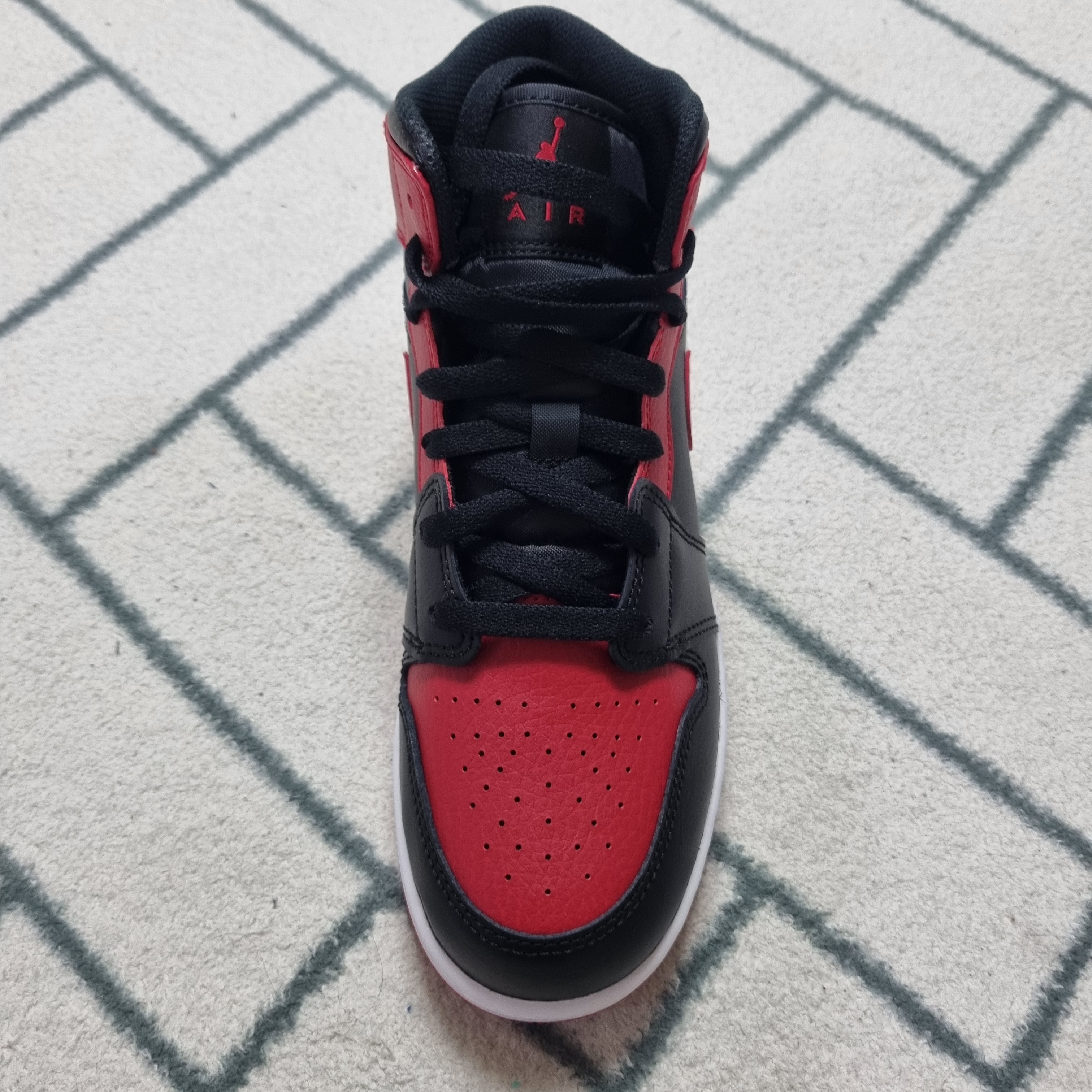 (GS) Jordan 1 Mid Bred Banned 2020 착용 스타일 - 1