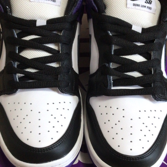Nike SB Dunk Low Pro Court Purple 착용 스타일 - 2