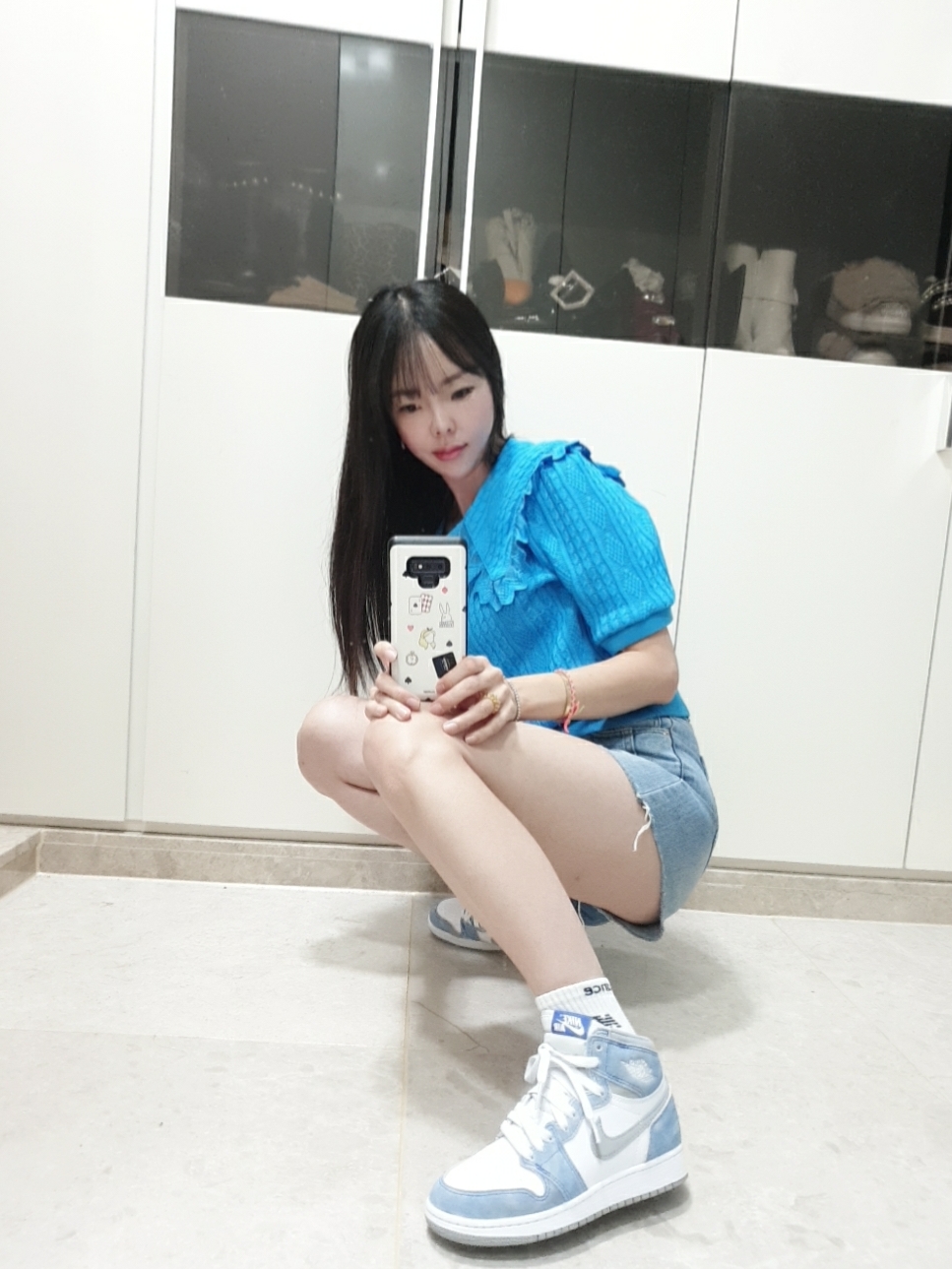 Jordan 1 Retro High OG Hyper Royal, (GS) Jordan 1 Retro High OG Hyper Royal 착용 스타일