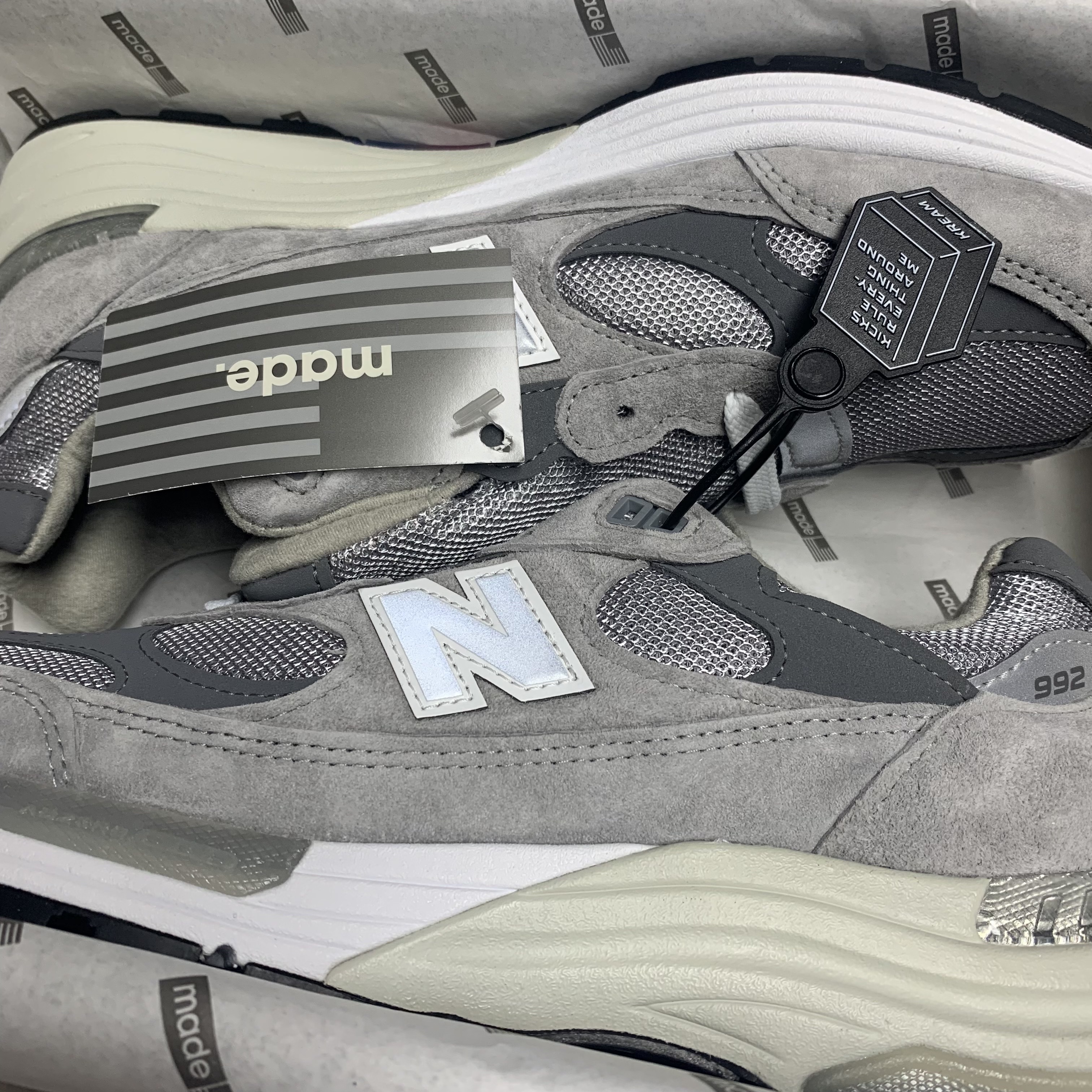 New Balance 992 Made in USA Grey - D Standard 착용 스타일 - 1