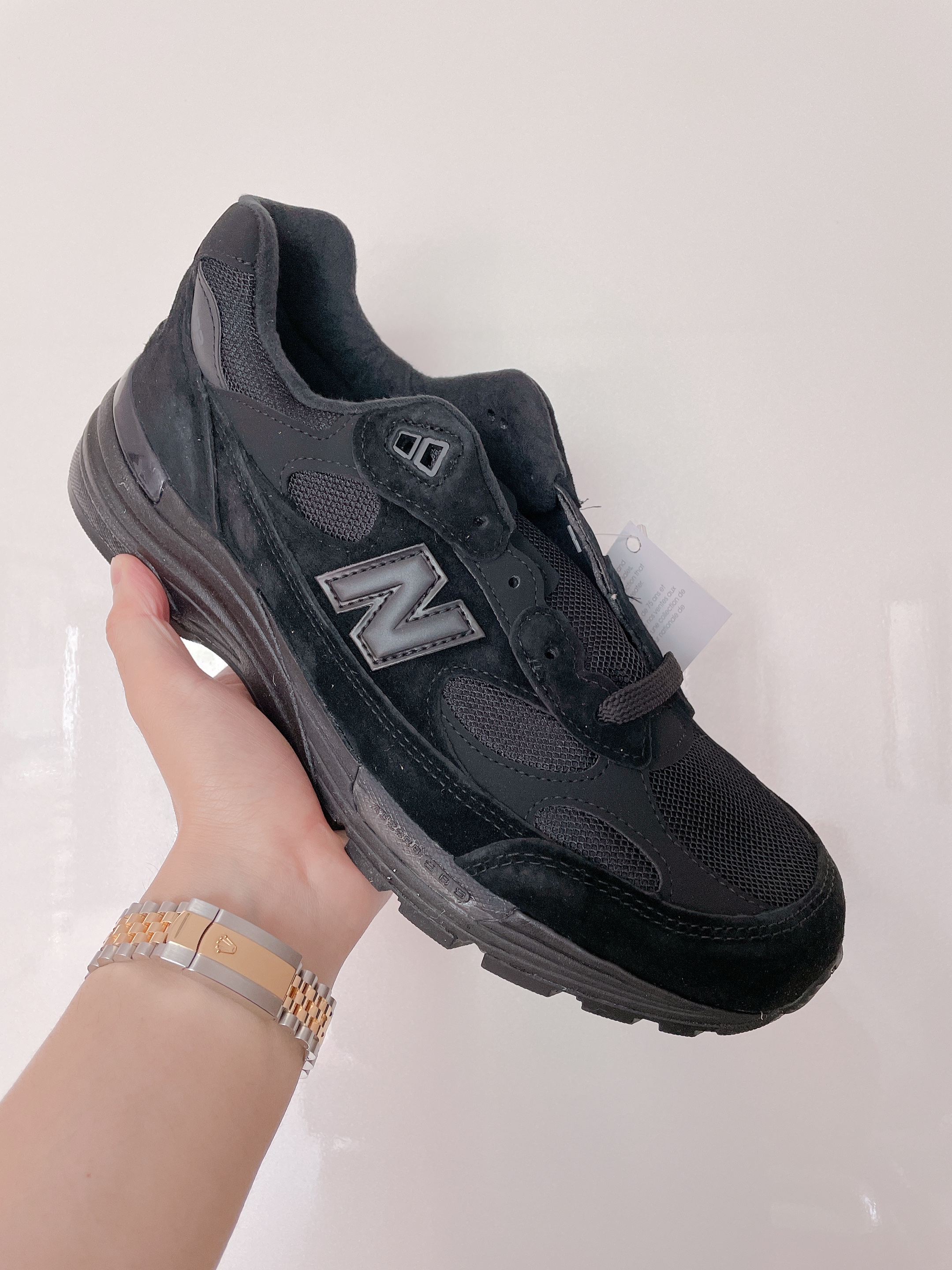 New Balance 992 Made in USA Triple Black 착용 스타일