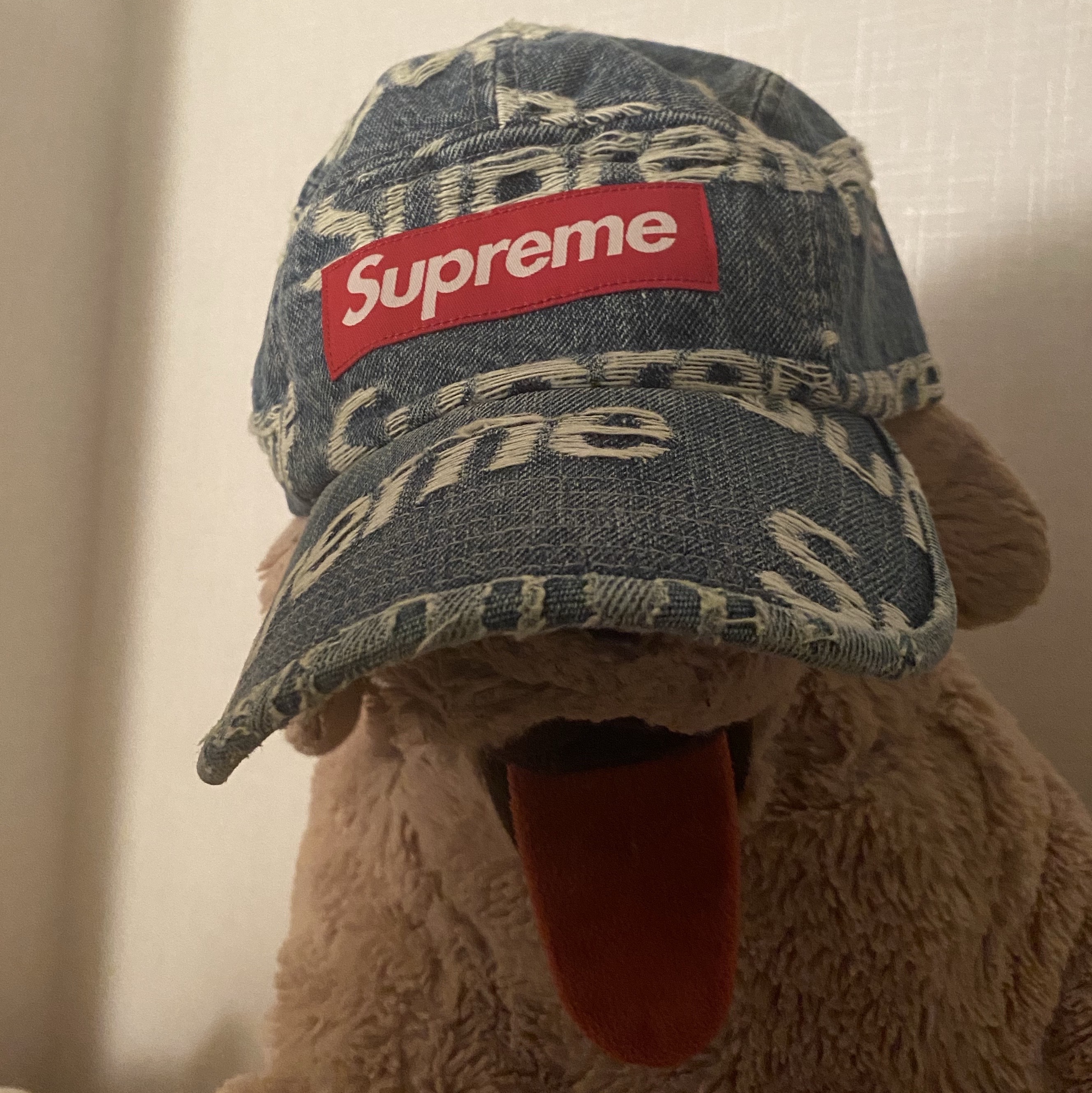 Supreme Frayed Logos Denim Camp Cap Blue - 21SS 착용 스타일 - 1
