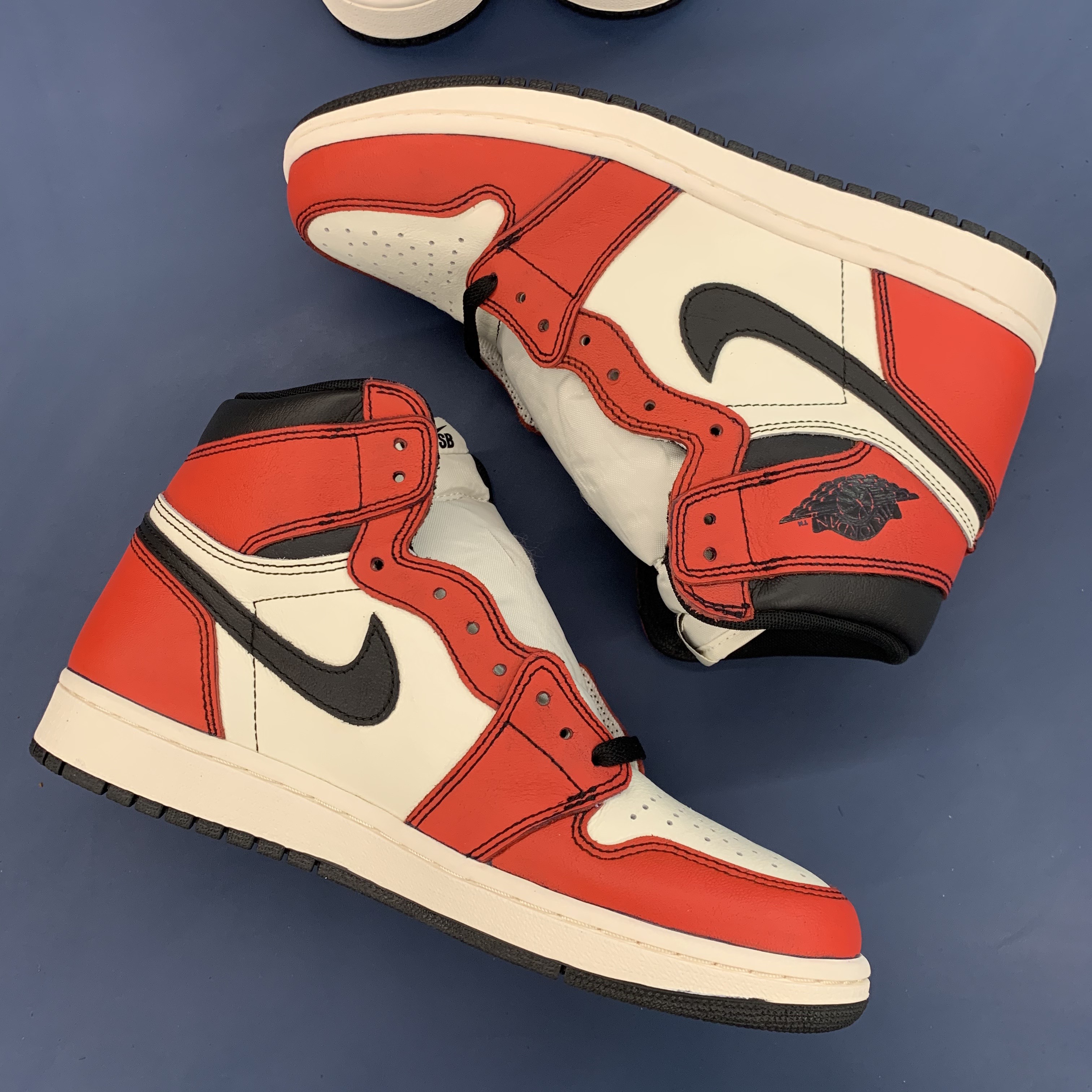 Jordan 1 Retro High OG Defiant SB LA to Chicago 착용 스타일 - 2