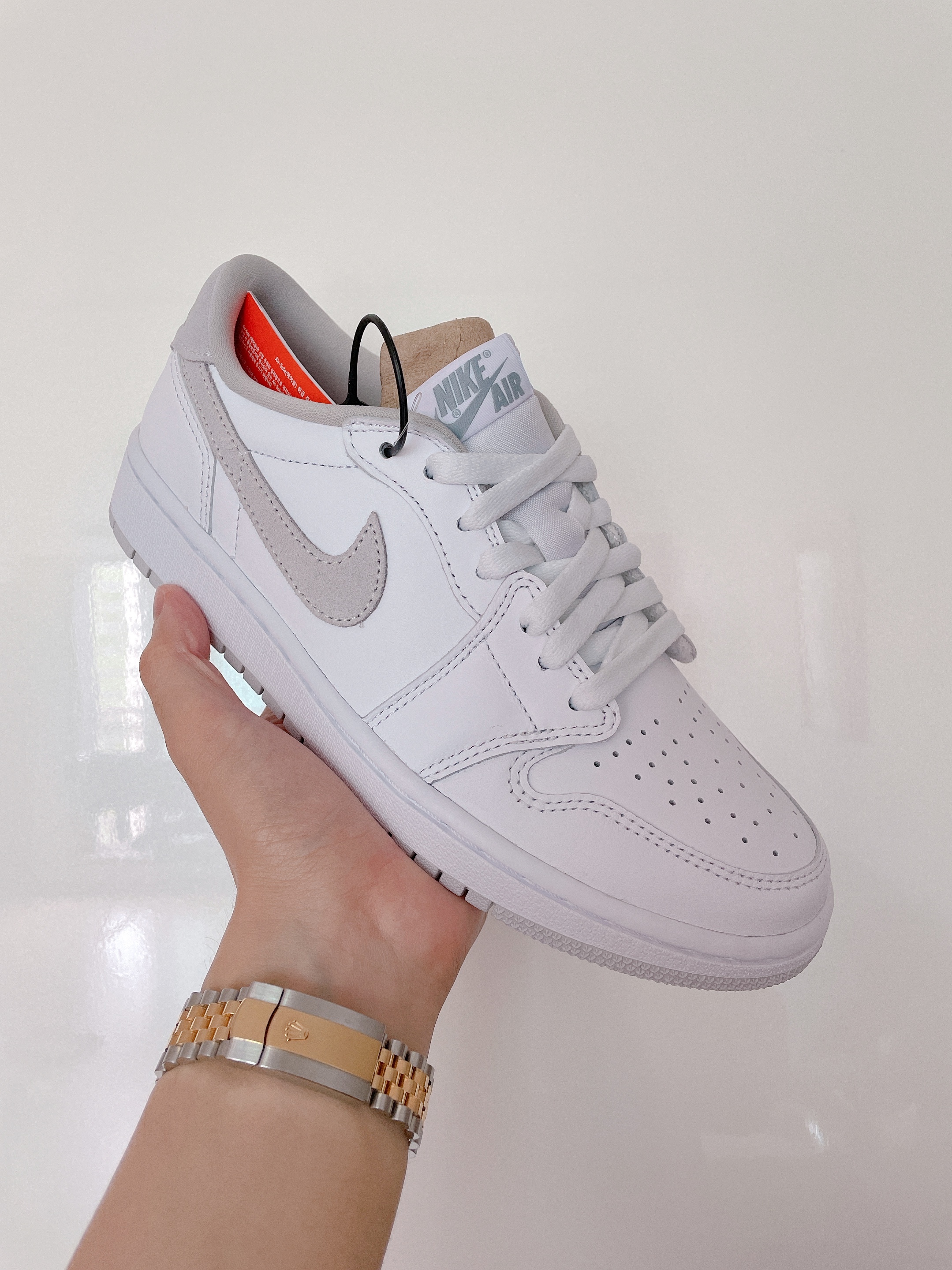(W) Jordan 1 Low OG Neutral Grey 착용 스타일