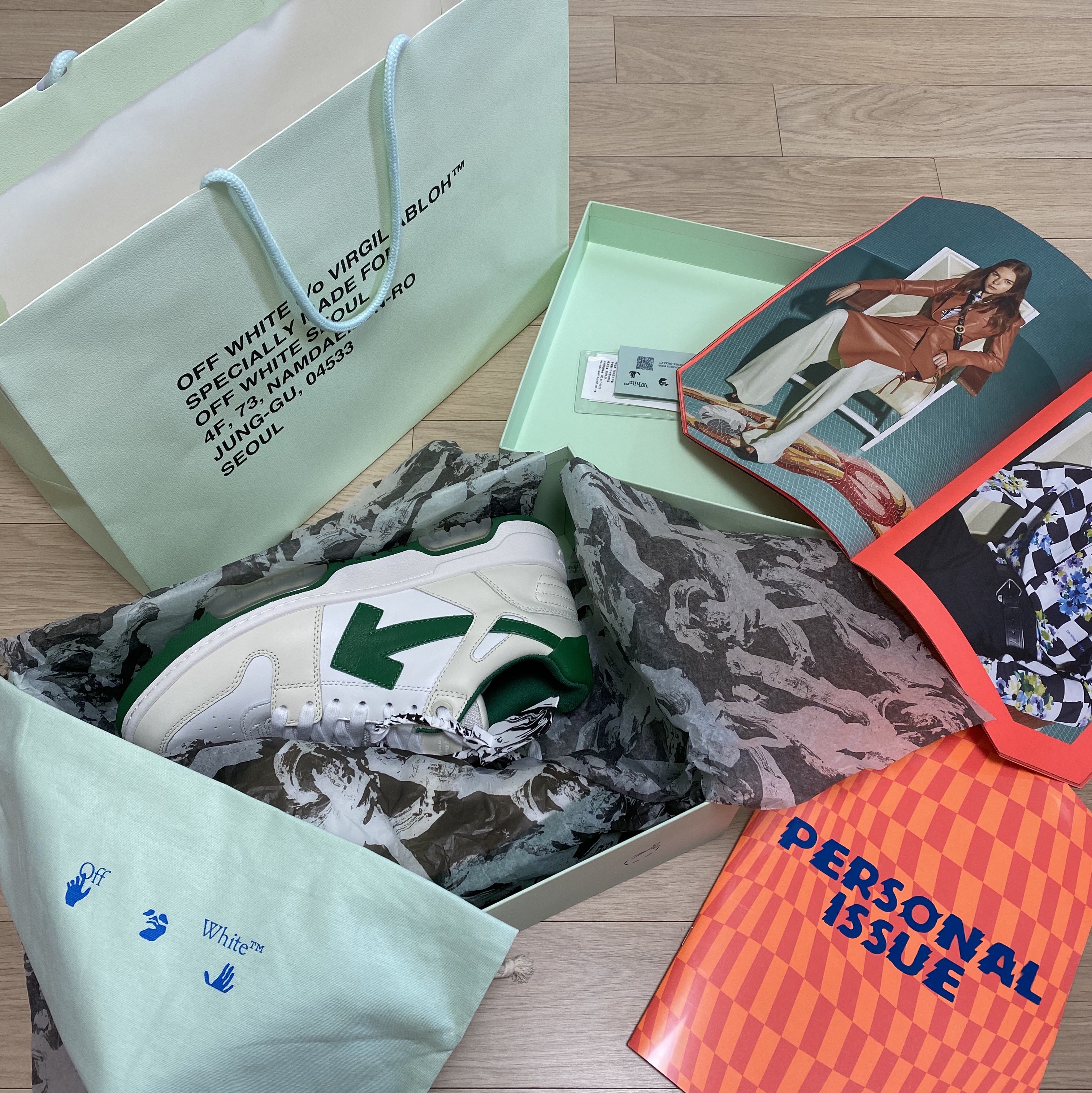 Off-White Out Of Office OOO Sneakers White Green - 21SS 착용 스타일 - 2