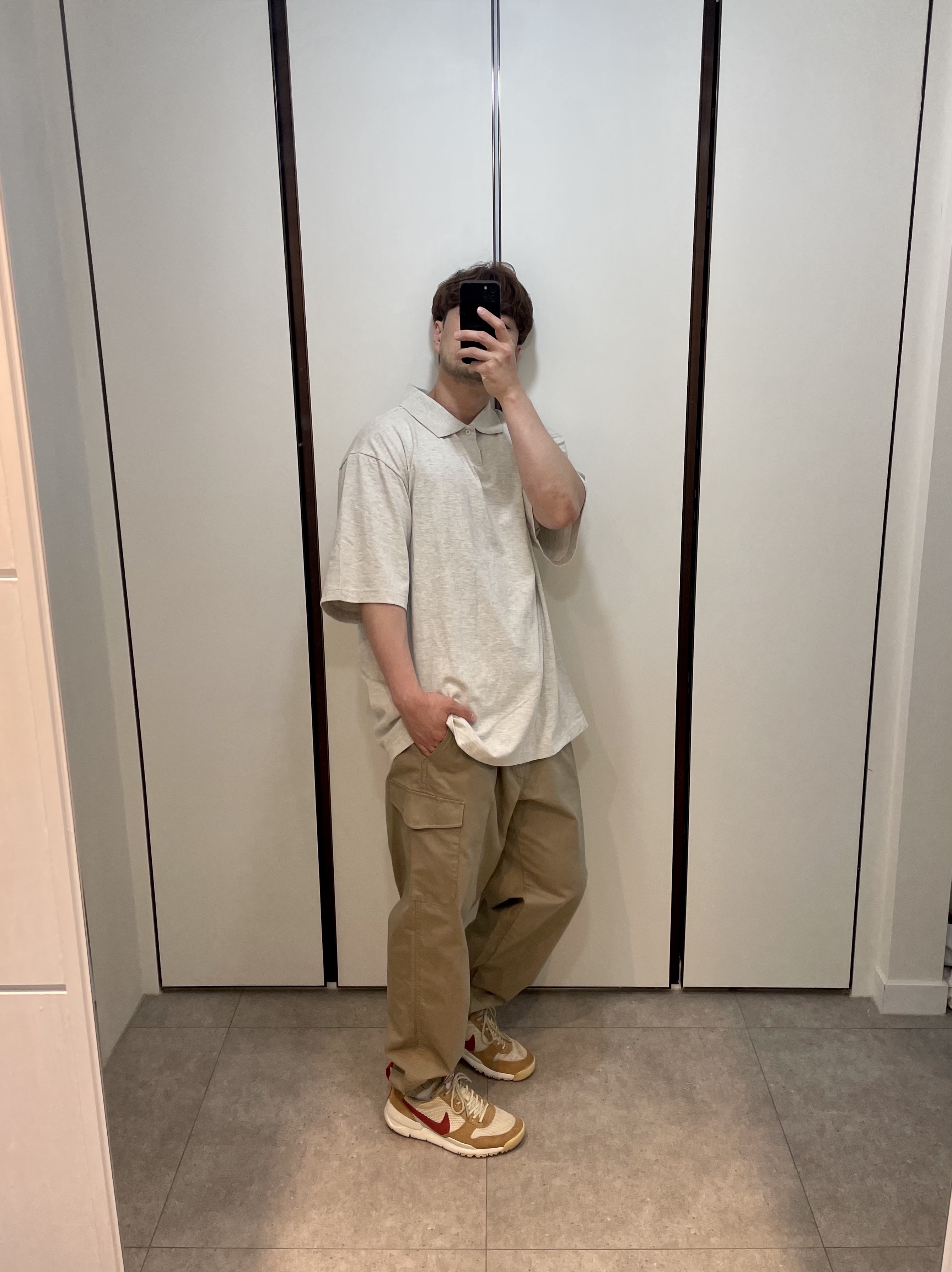 Nike x Tom Sachs Mars Yard Shoe 2.0 Space Camp, Essentials Short Sleeve Polo Oatmeal - 21SS 착용 스타일