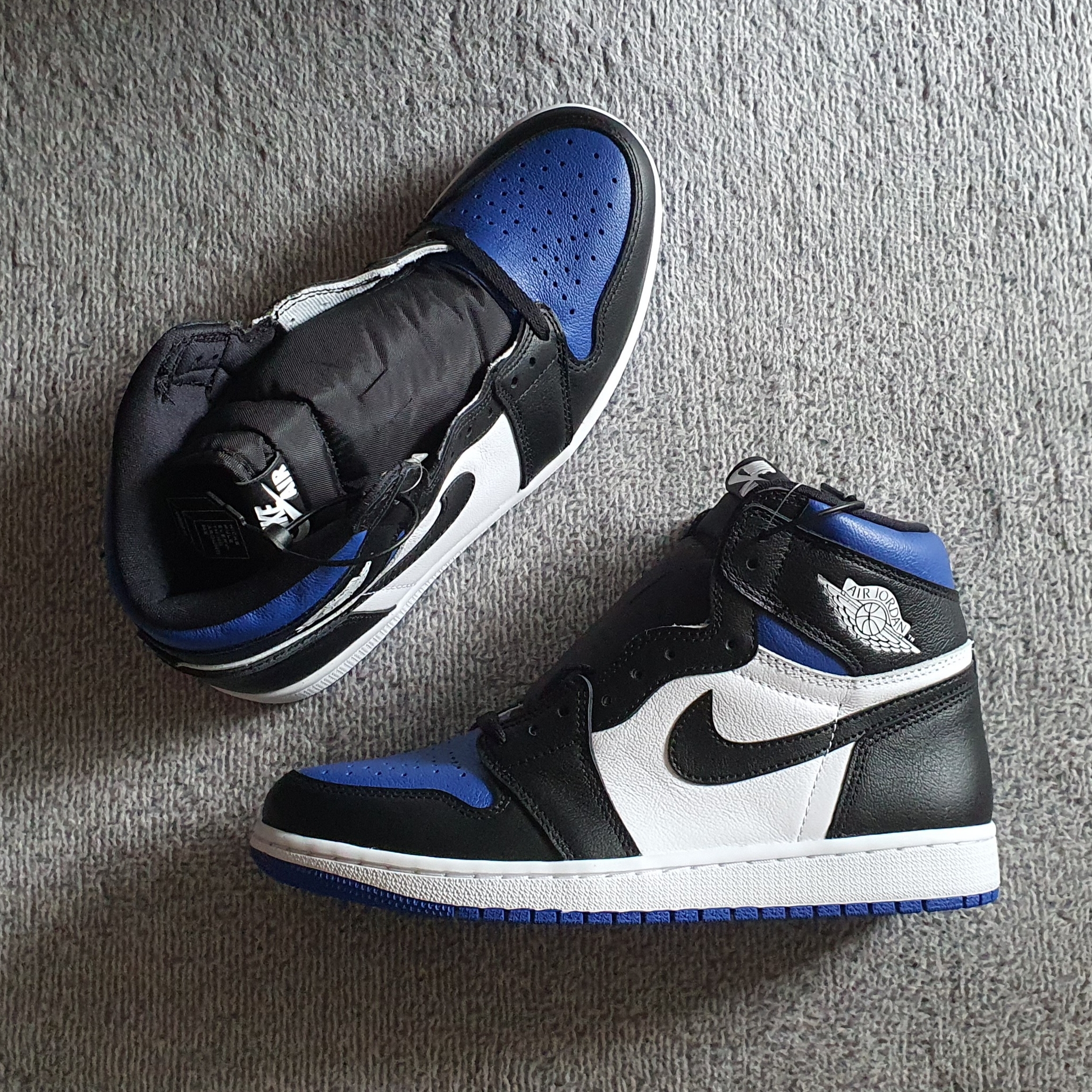 Jordan 1 Retro High OG Royal Toe 착용 스타일 - 1