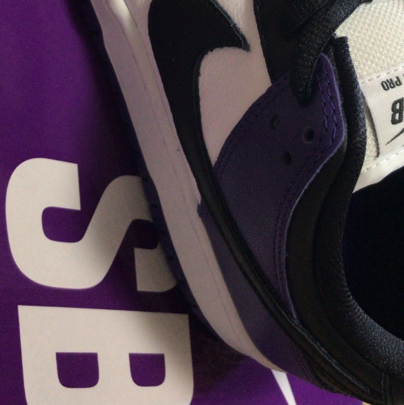 Nike SB Dunk Low Pro Court Purple 착용 스타일 - 4