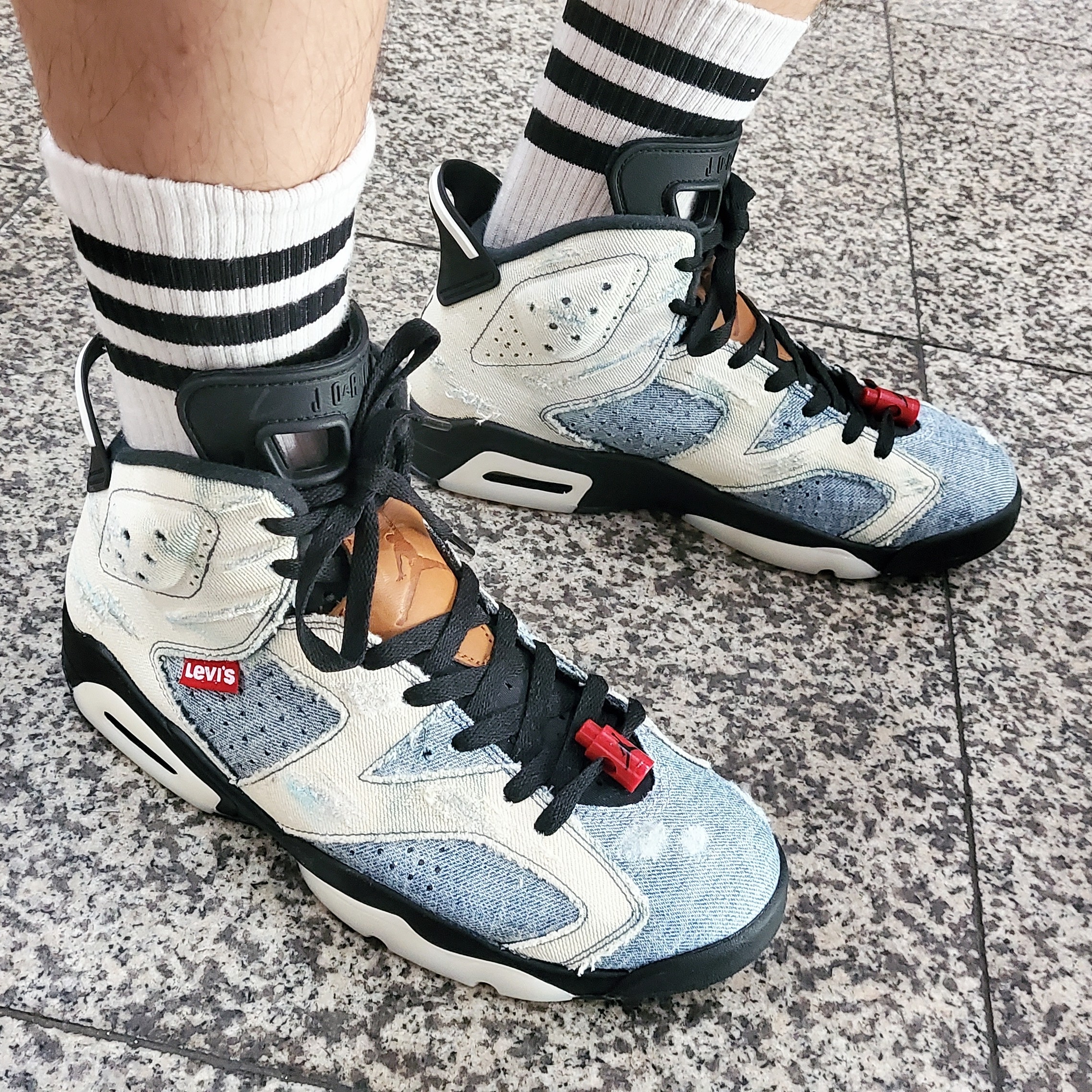 Jordan 6 Retro Washed Denim 착용 스타일