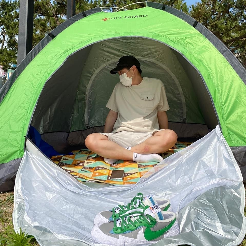 Nike x Sacai Blazer Low Classic Green 착용 스타일