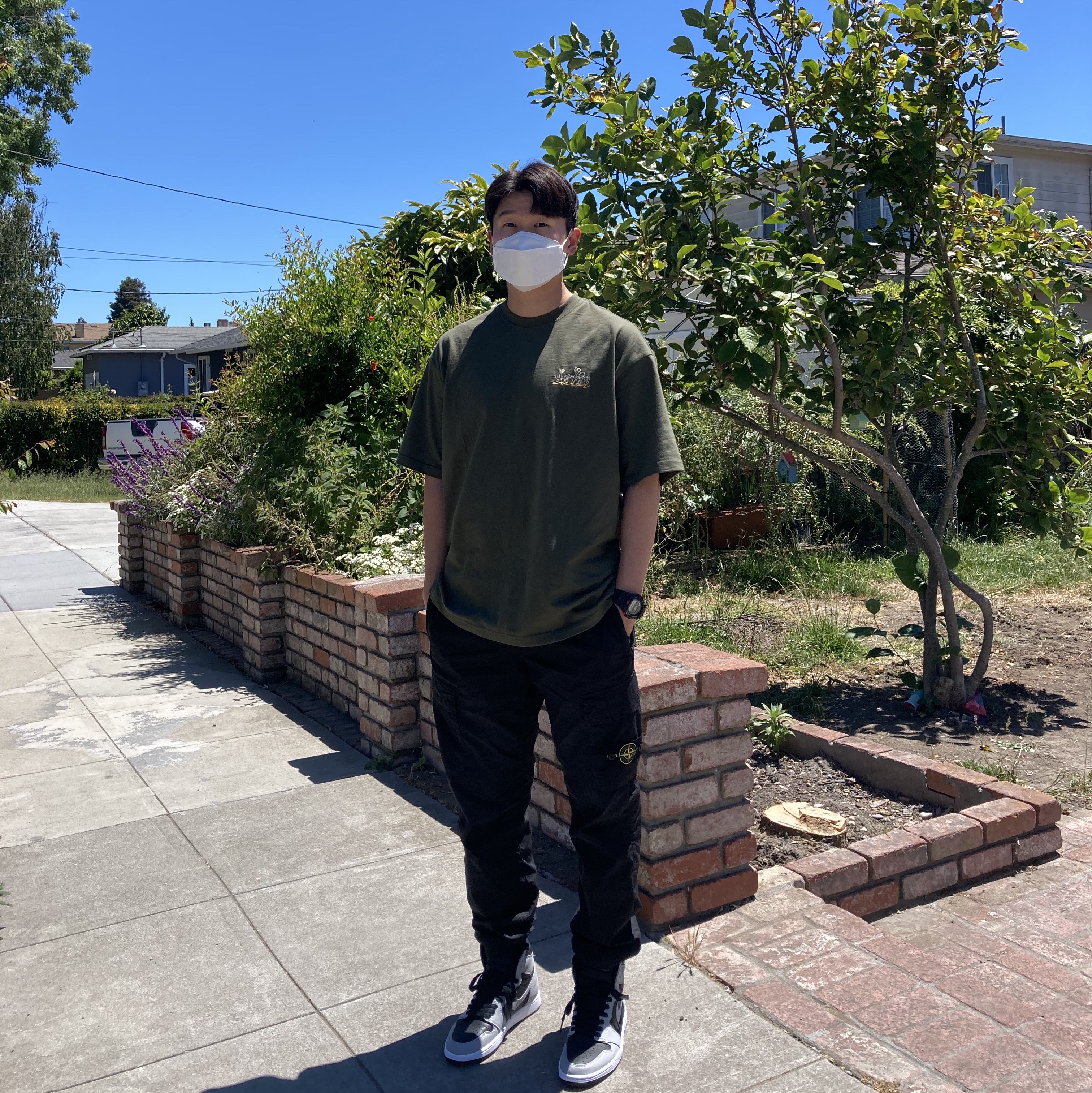 Jordan 1 Retro High OG Shadow 2.0, Stone Island 31303 Cargo Pants Black - 21SS 착용 스타일