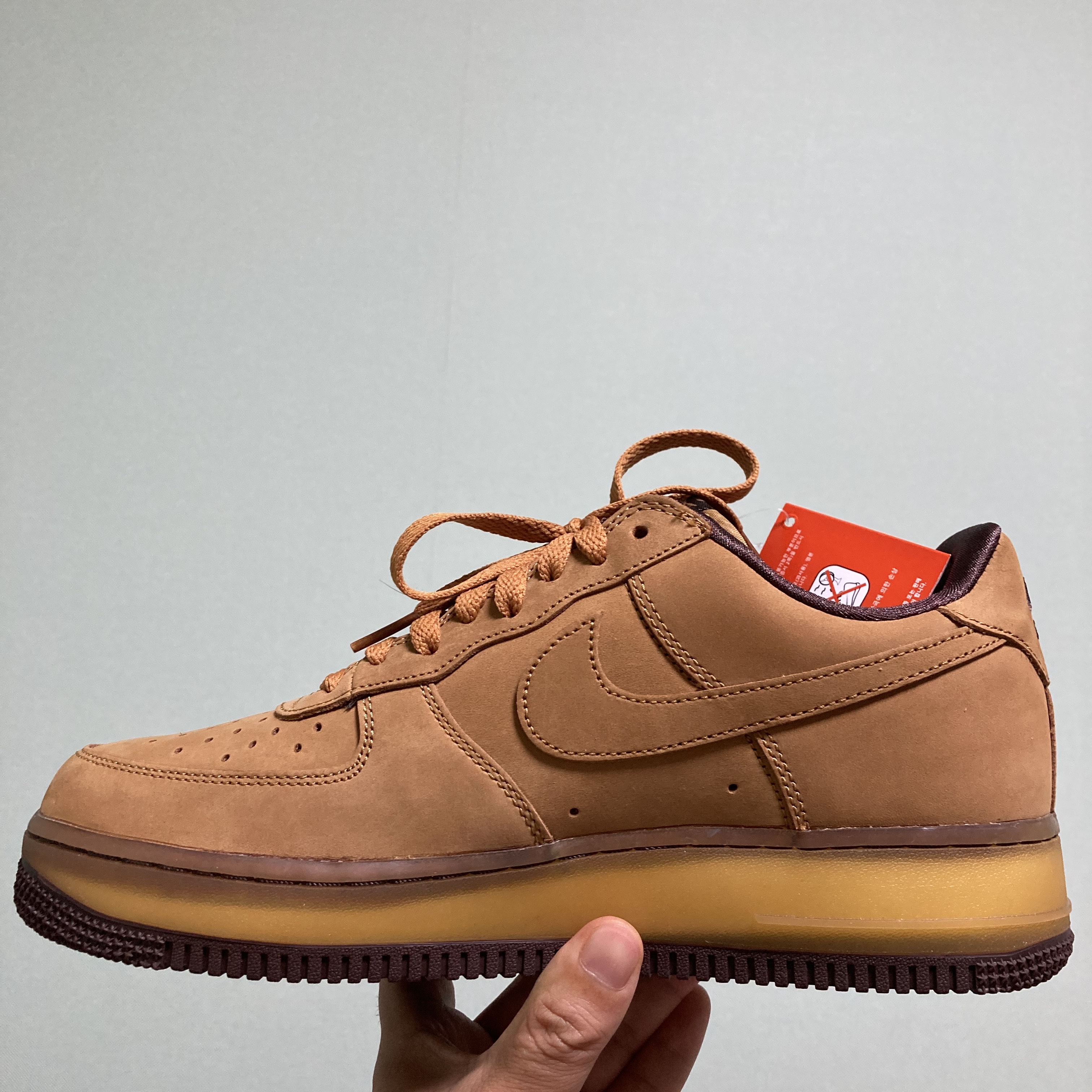 Nike Air Force 1 Low Retro SP Wheat Mocha 착용 스타일