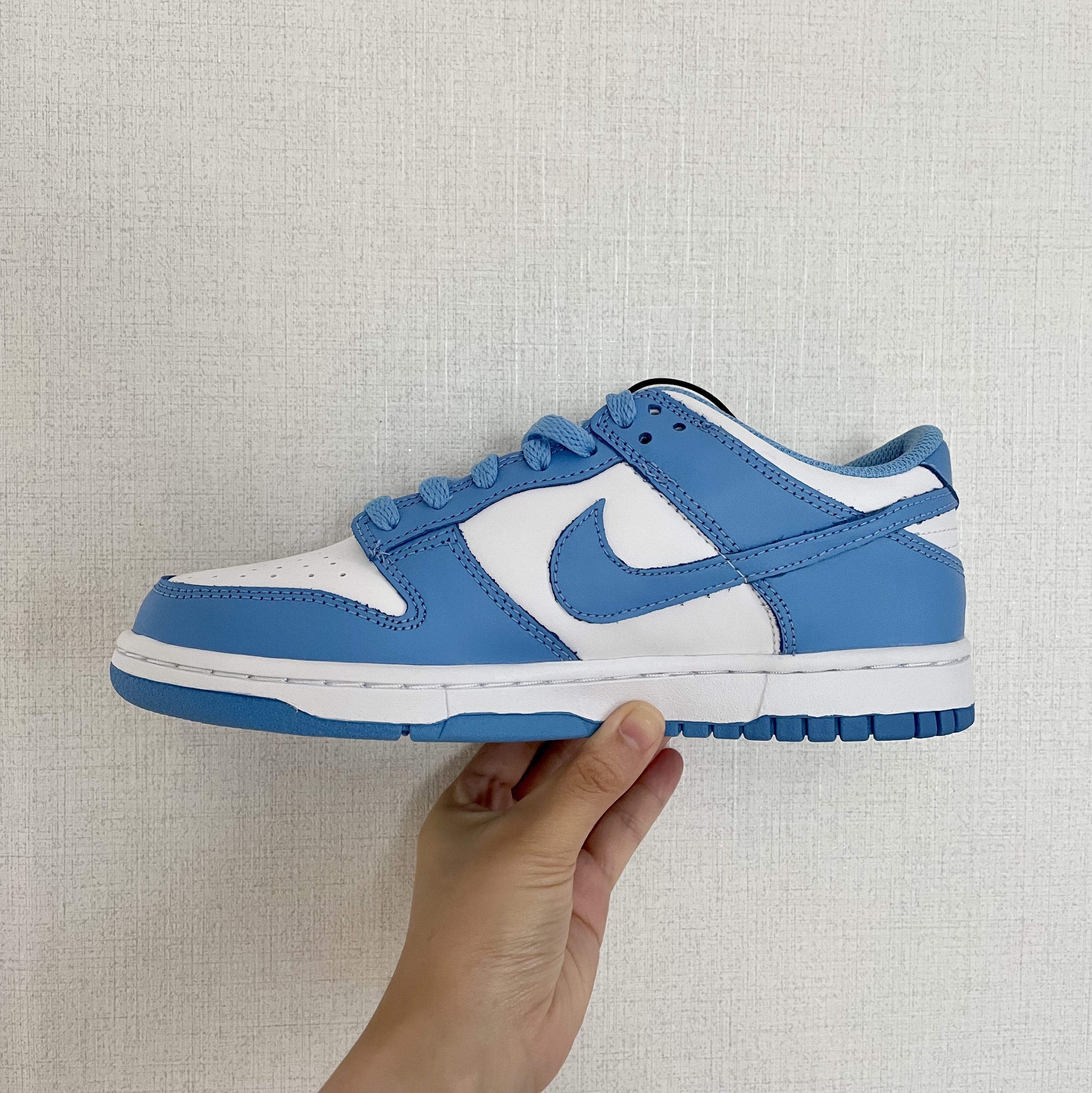 (GS) Nike Dunk Low University Blue 착용 스타일