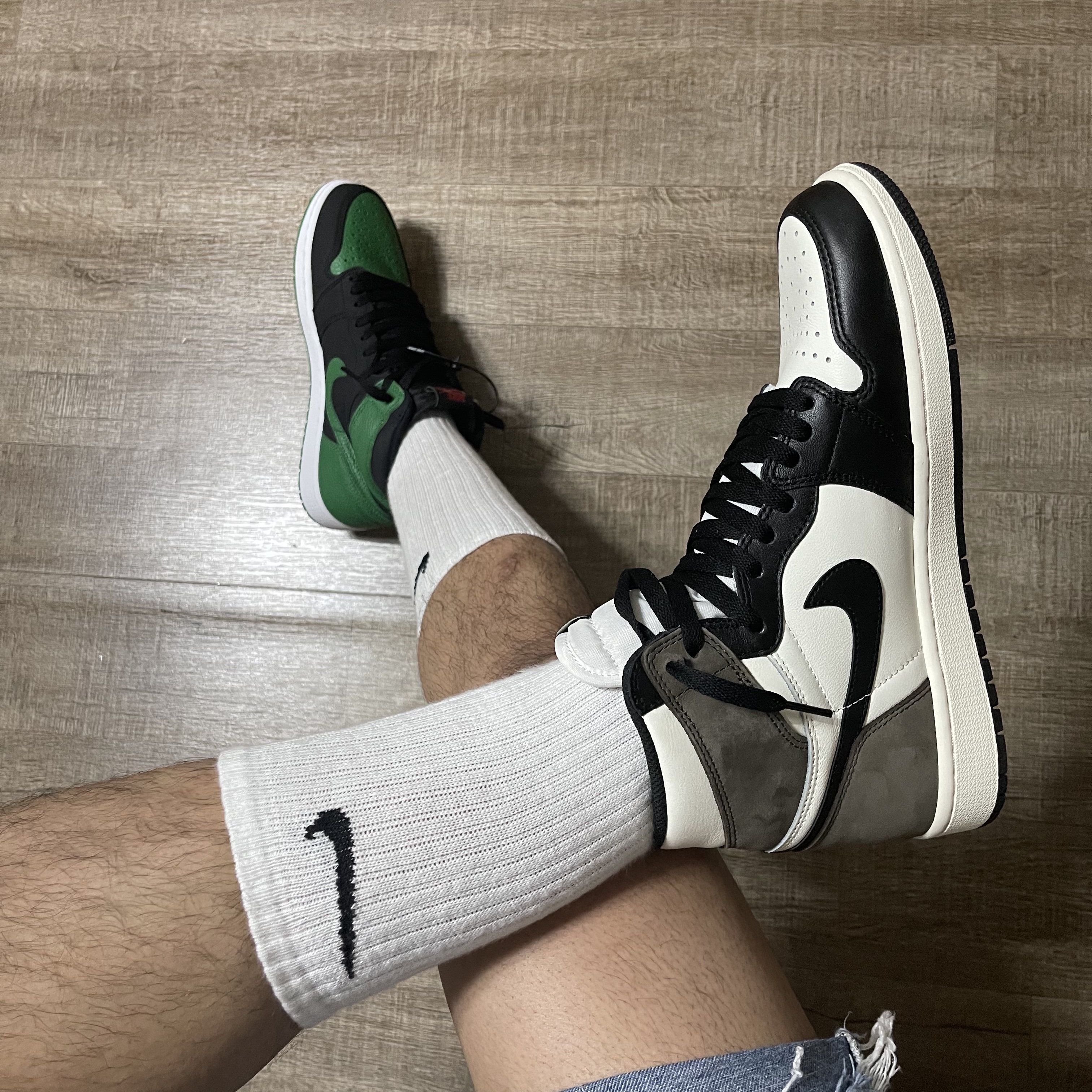 Jordan 1 Retro High OG Black Mocha, Jordan 1 Retro High OG Pine Green Black 착용 스타일