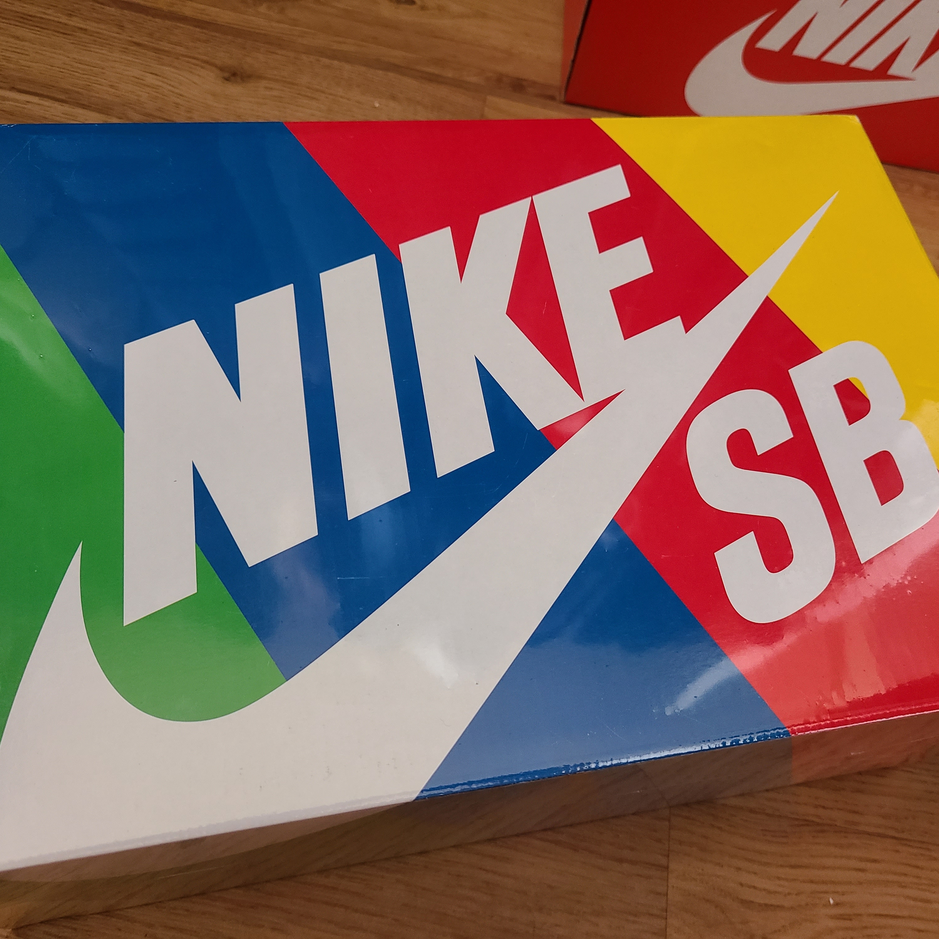Nike x Sean Cliver SB Dunk Low Holiday Special 착용 스타일 - 2