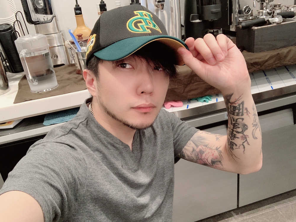 KREAM 프로필 이미지