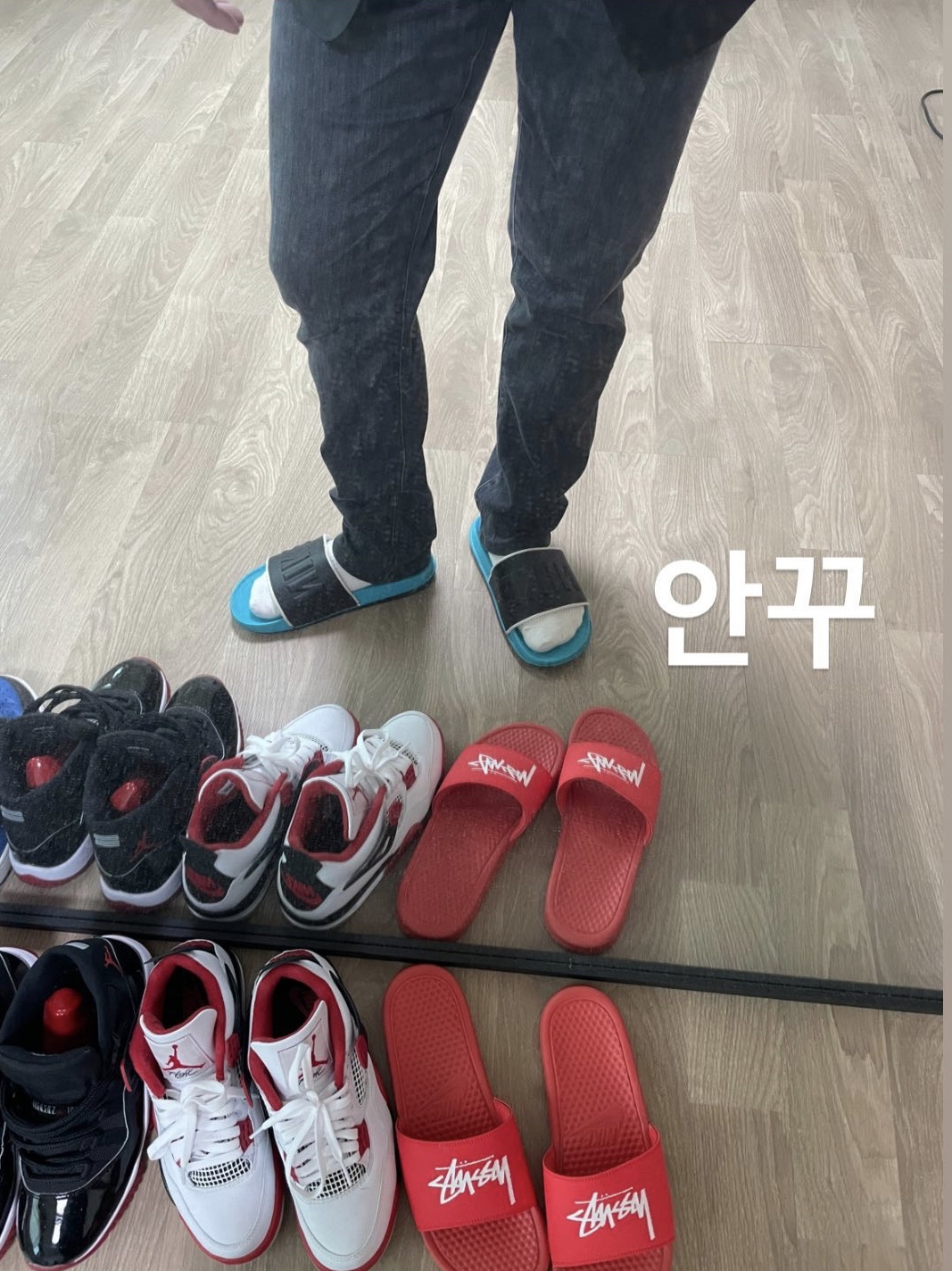 Jordan 4 Retro OG Fire Red 2020, Nike x Stussy Benassi Slide Habanero Red 착용 스타일 - 2