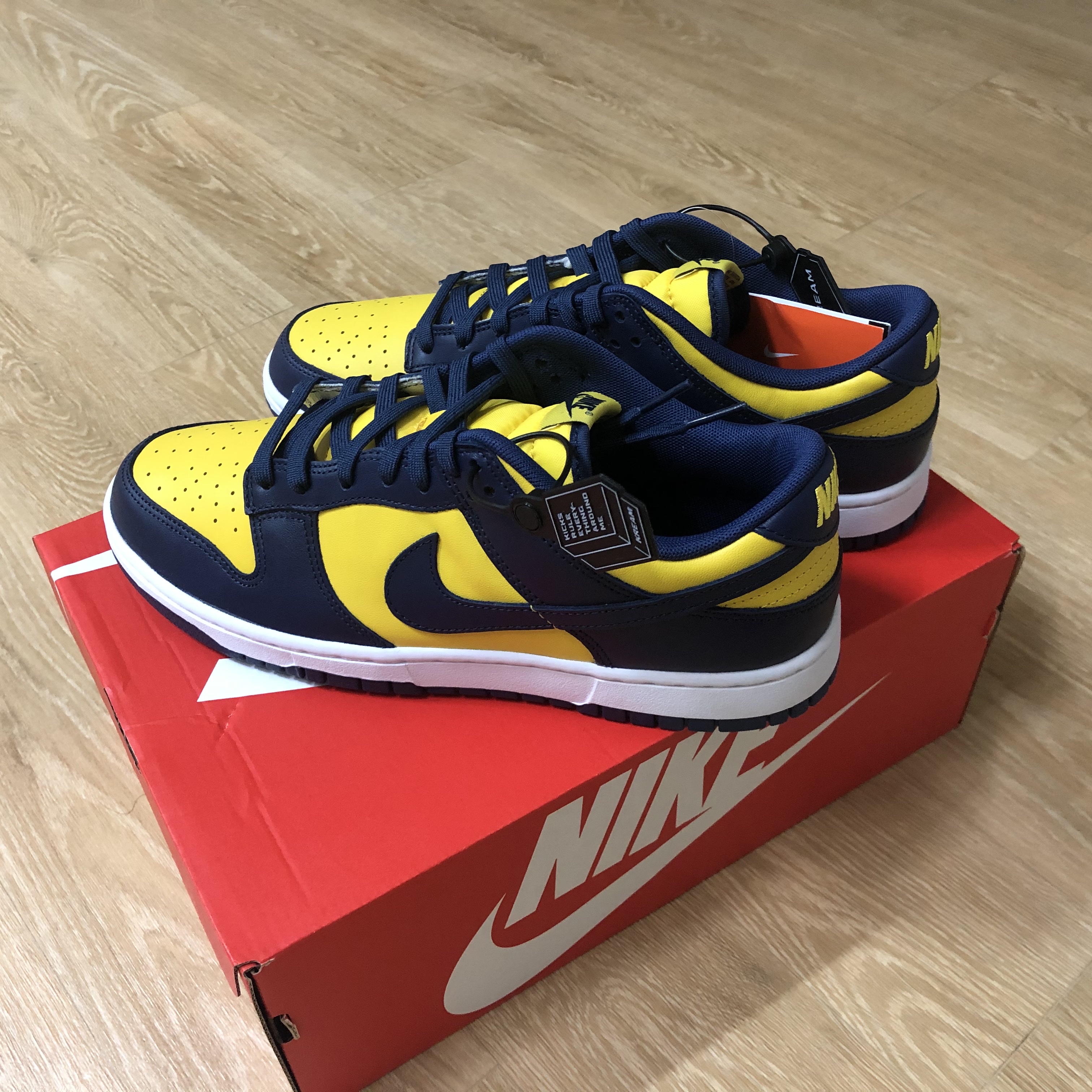 Nike Dunk Low Retro Varsity Maize 착용 스타일 - 1