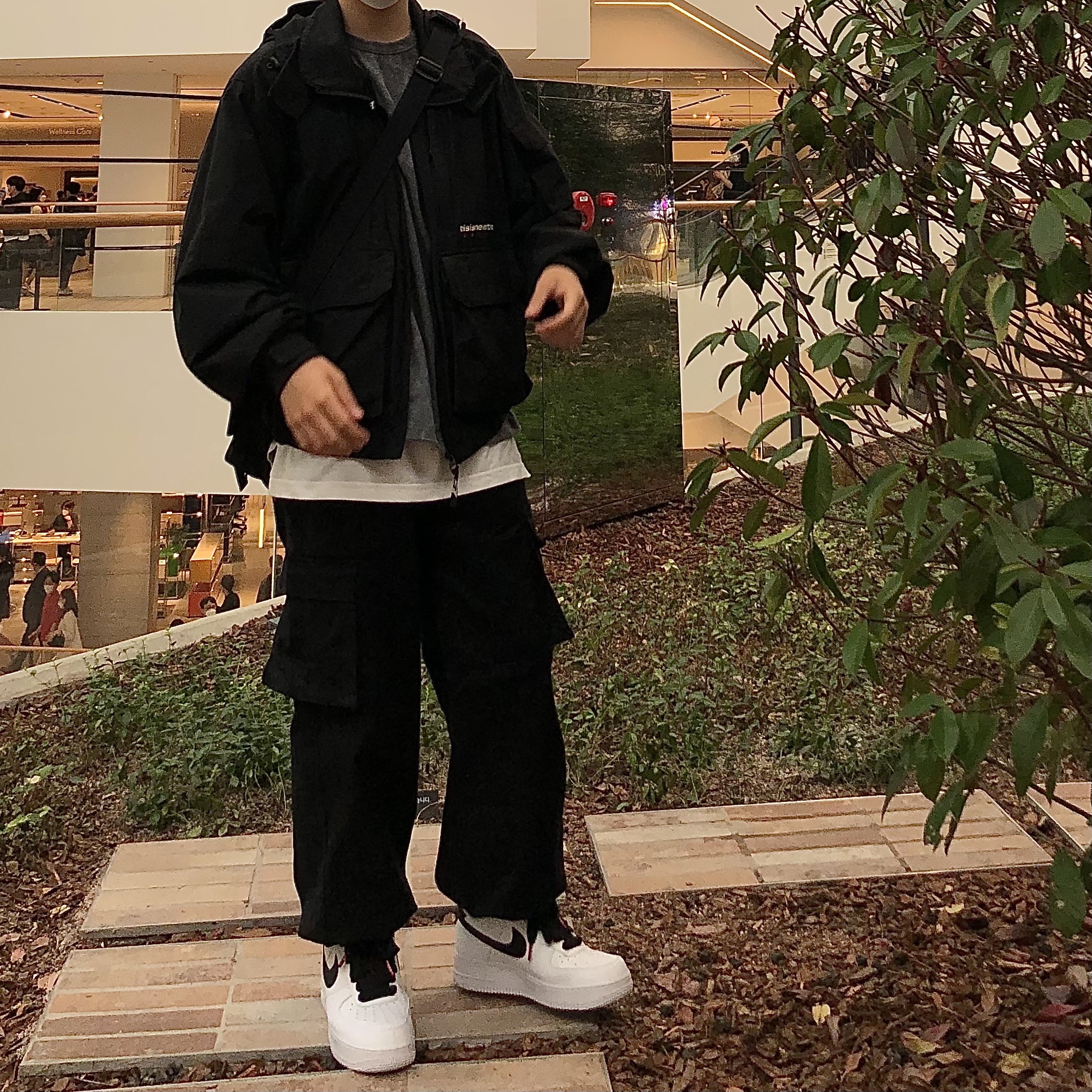 (W) Nike Air Force 1 '07 Low White Black 착용 스타일