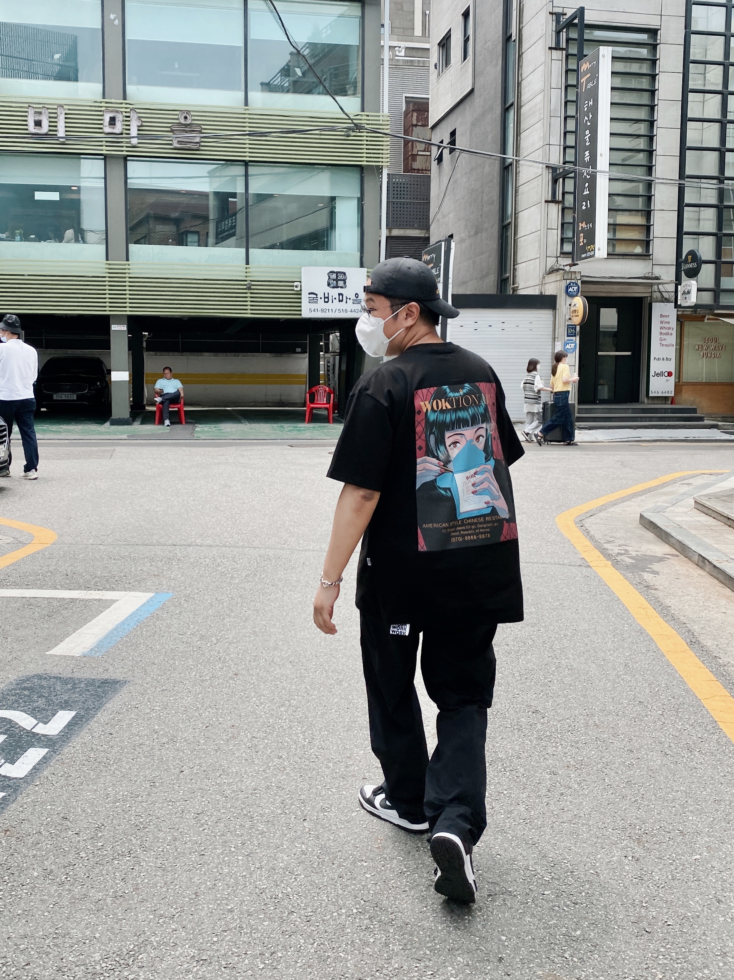 Nike Dunk Low Retro Black, Palace x Arc'teryx 6-Panel Black - 20FW 착용 스타일