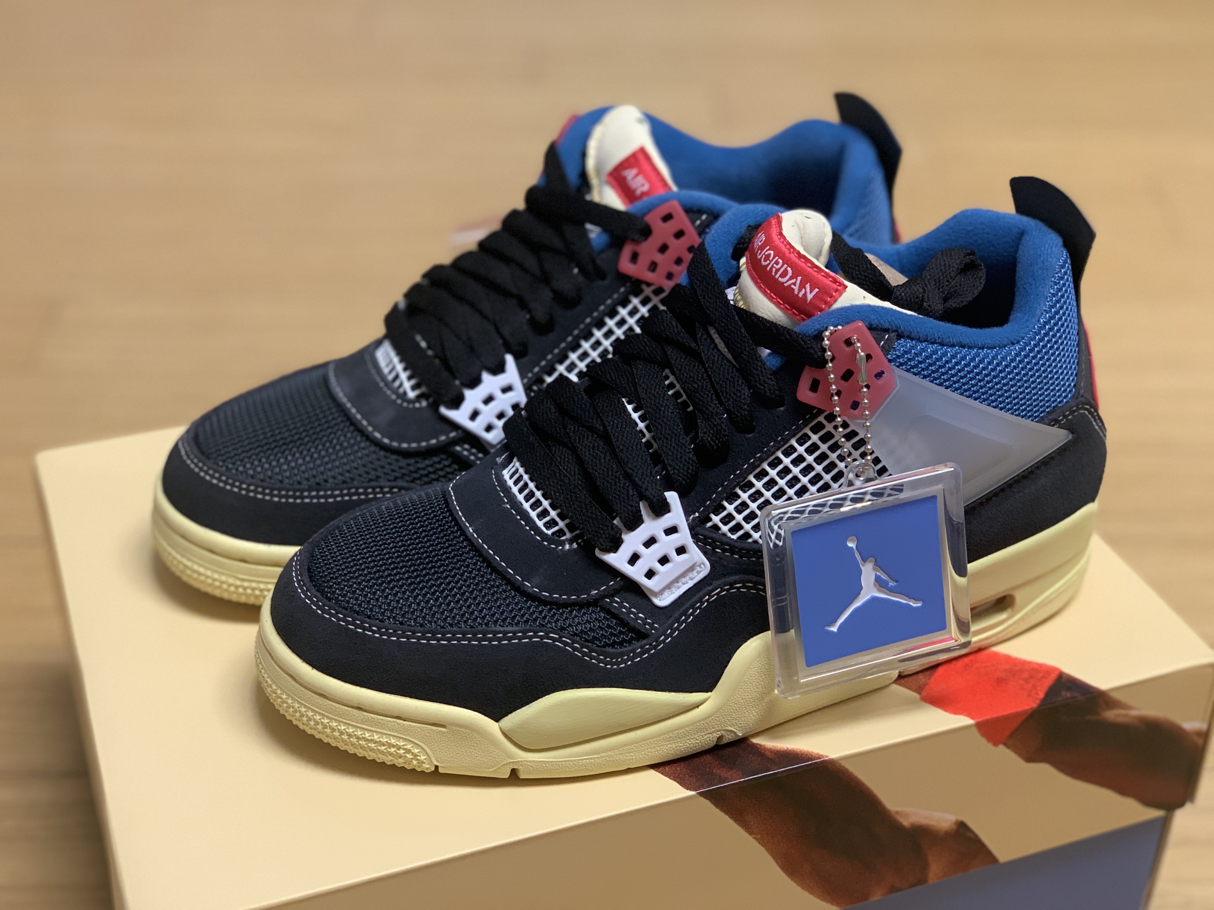 Jordan 4 x Union Retro Off Noir 착용 스타일
