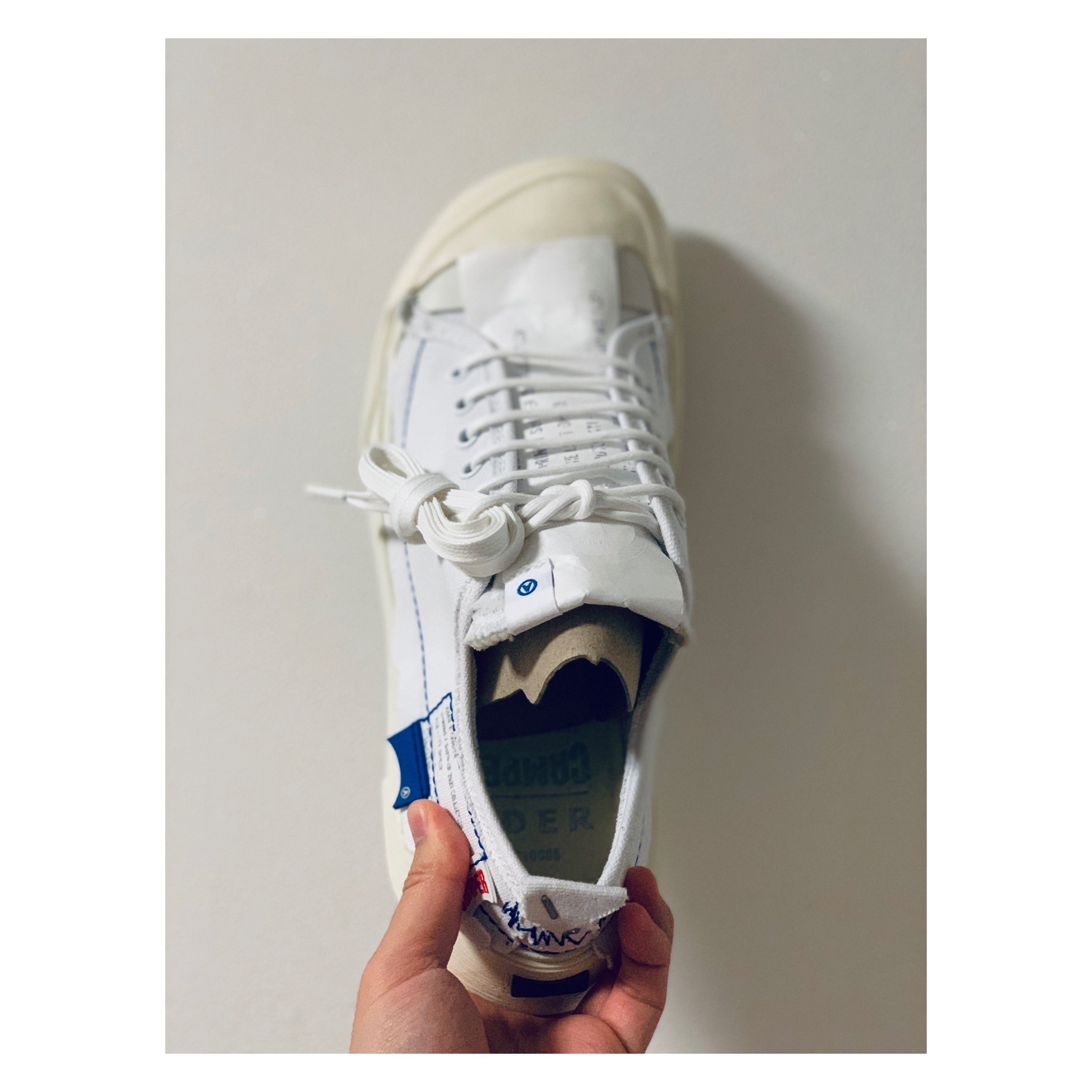 Camper x Ader Error Proto-111-S Cinder Basic Sneakers White 착용 스타일 - 1