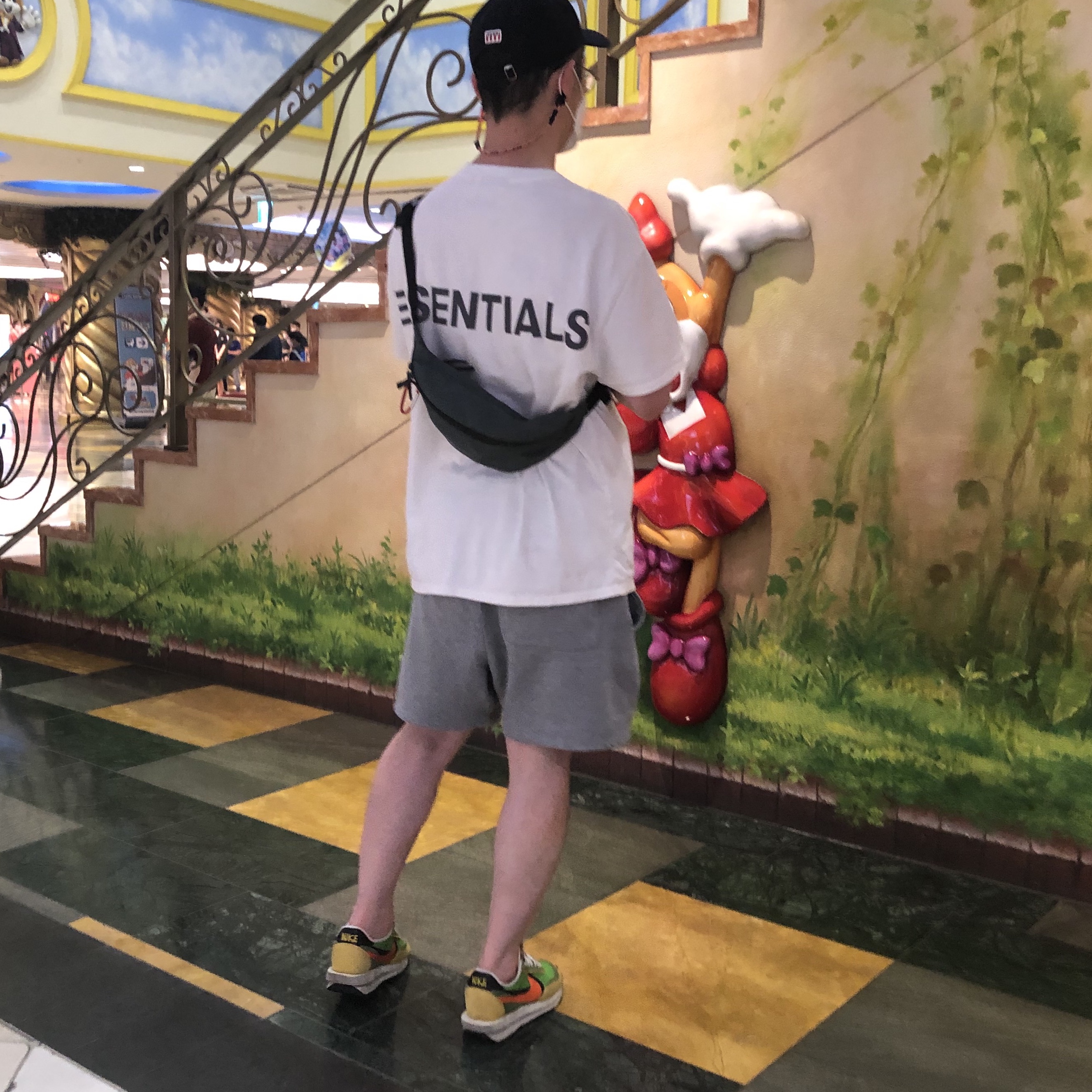 Nike x Sacai LDWaffle Green Multi 착용 스타일