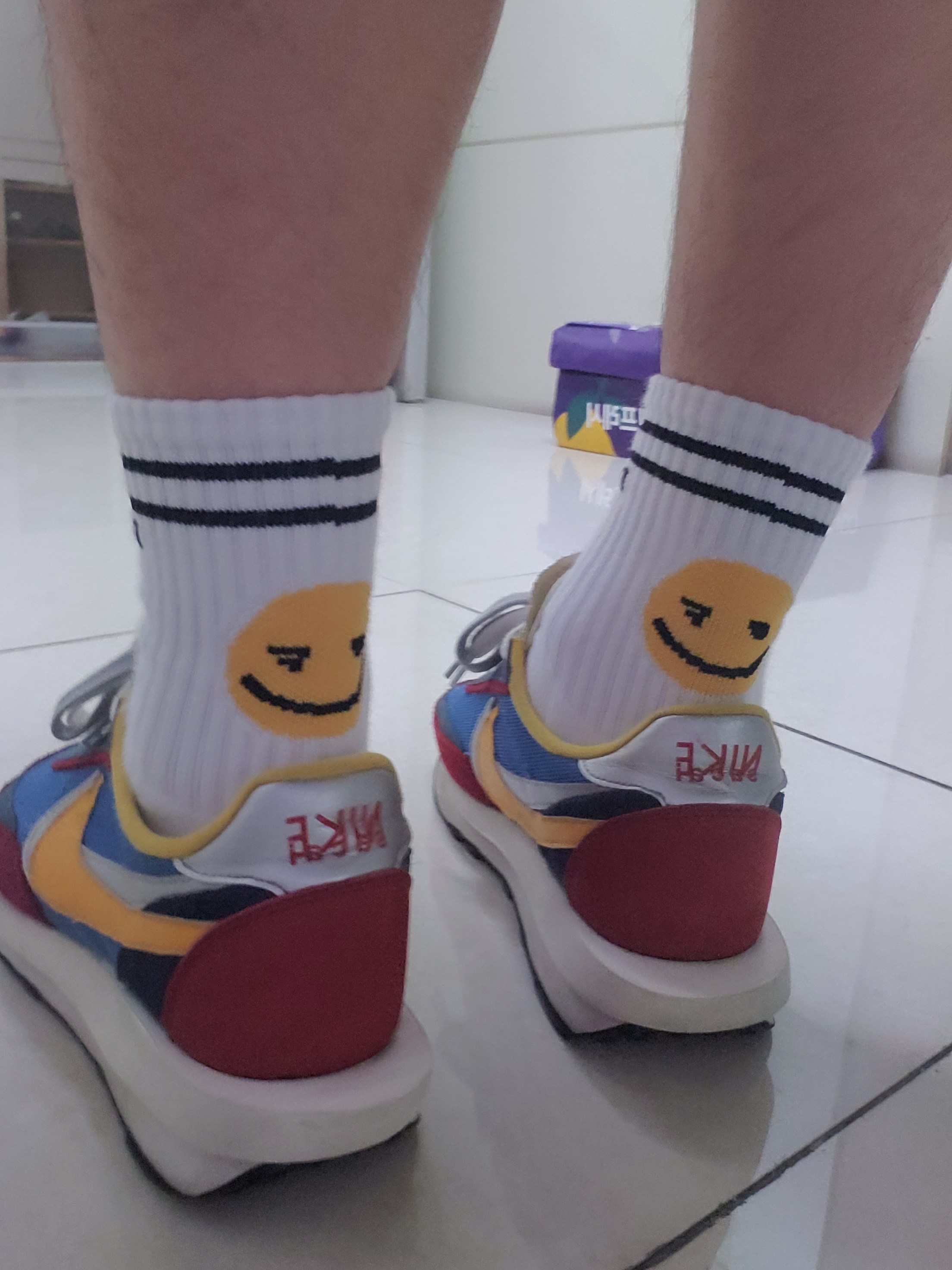 Nike x Sacai LDWaffle Blue Multi 착용 스타일