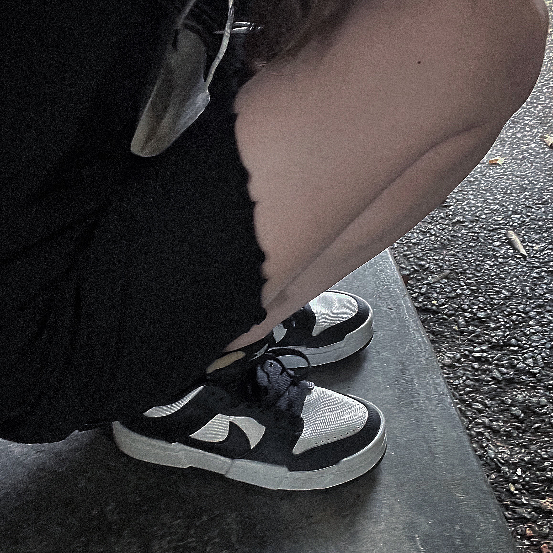 (W) Nike Dunk Low Disrupt Black White 착용 스타일