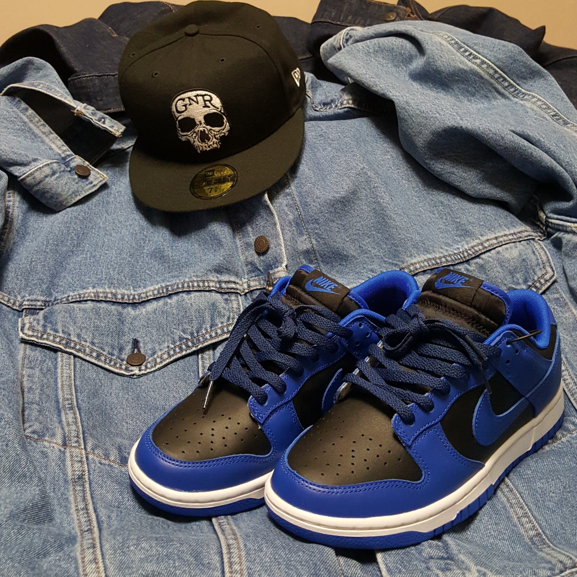 Nike Dunk Low Retro Hyper Cobalt, (GS) Nike Dunk Low Retro Hyper Cobalt 착용 스타일 - 2