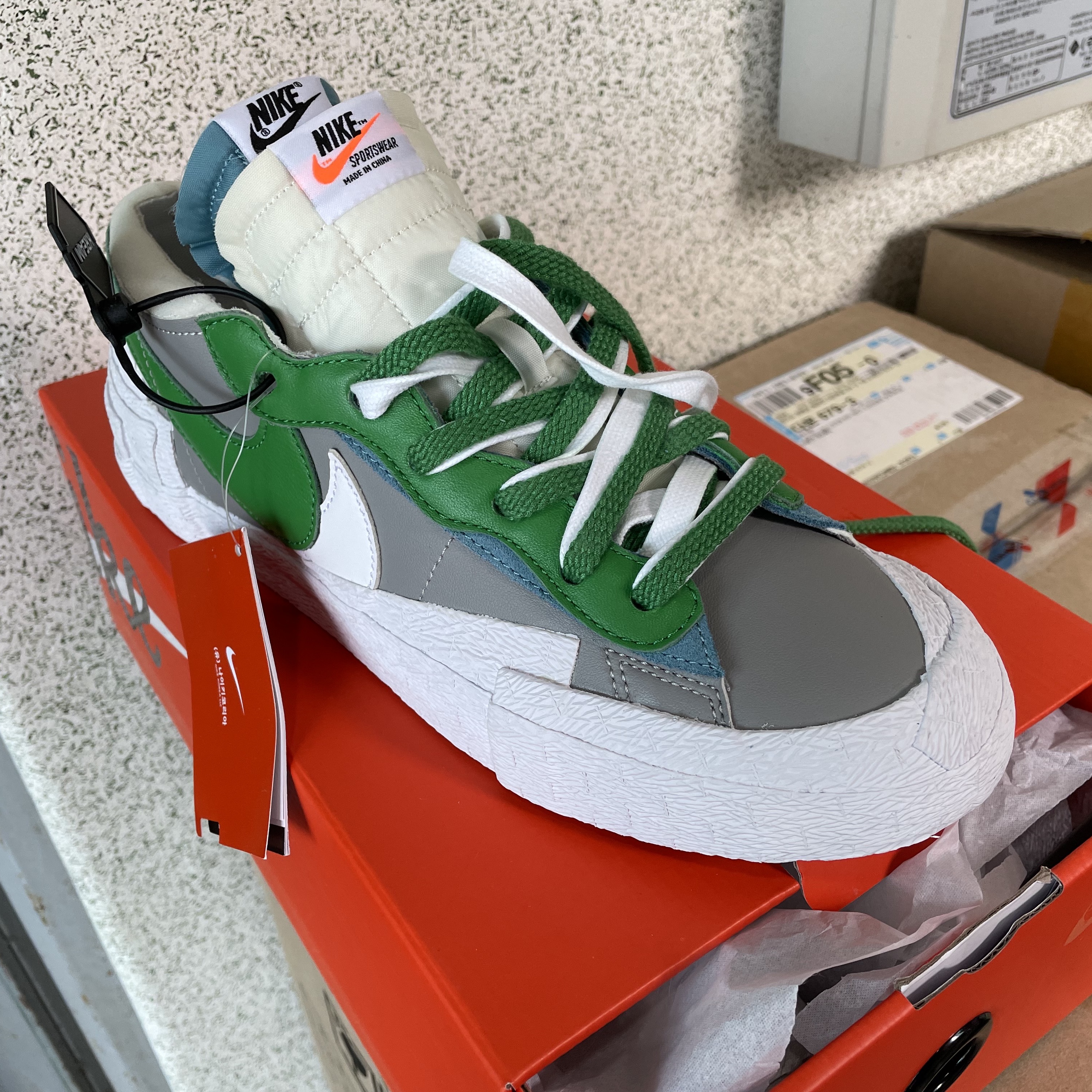 Nike x Sacai Blazer Low Classic Green 착용 스타일