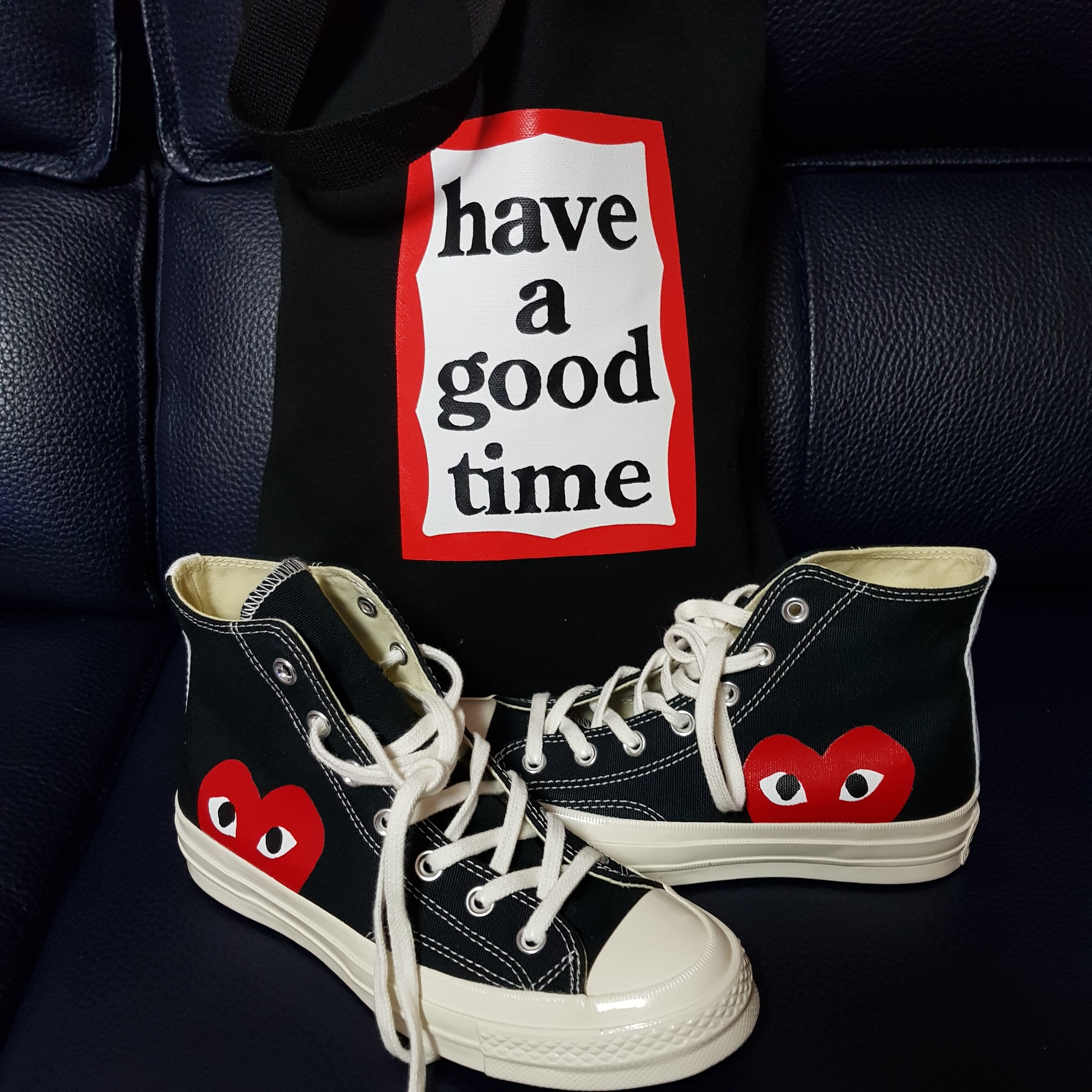 Converse x Play Comme des Garcons Chuck 70 Hi Black 착용 스타일 - 2