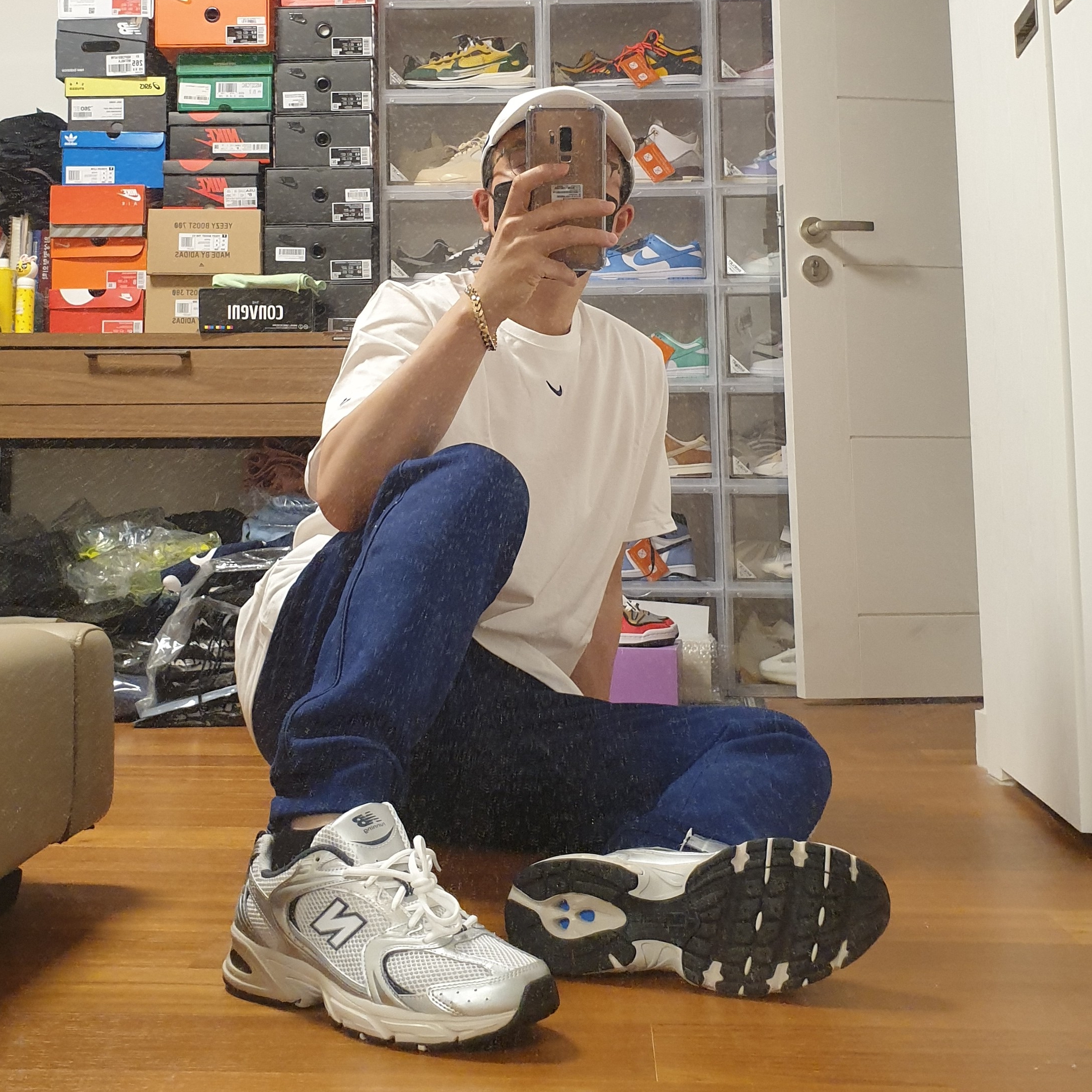 New Balance 530 Steel Grey, Nike x Drake Nocta Cardinal Stock Essential T-Shirt White - US/EU 착용 스타일 - 4