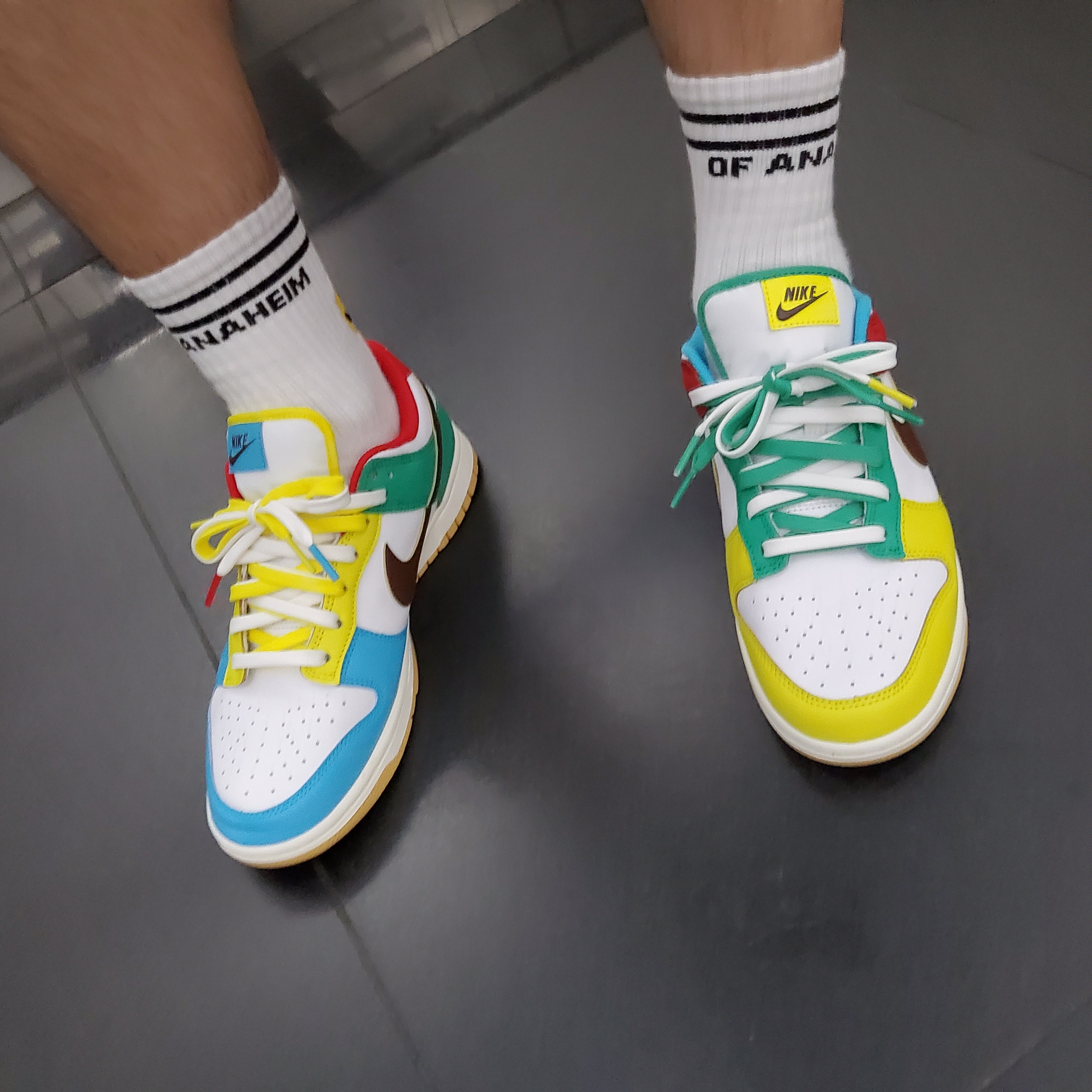 Nike Dunk Low SE Free.99 White 착용 스타일 - 1