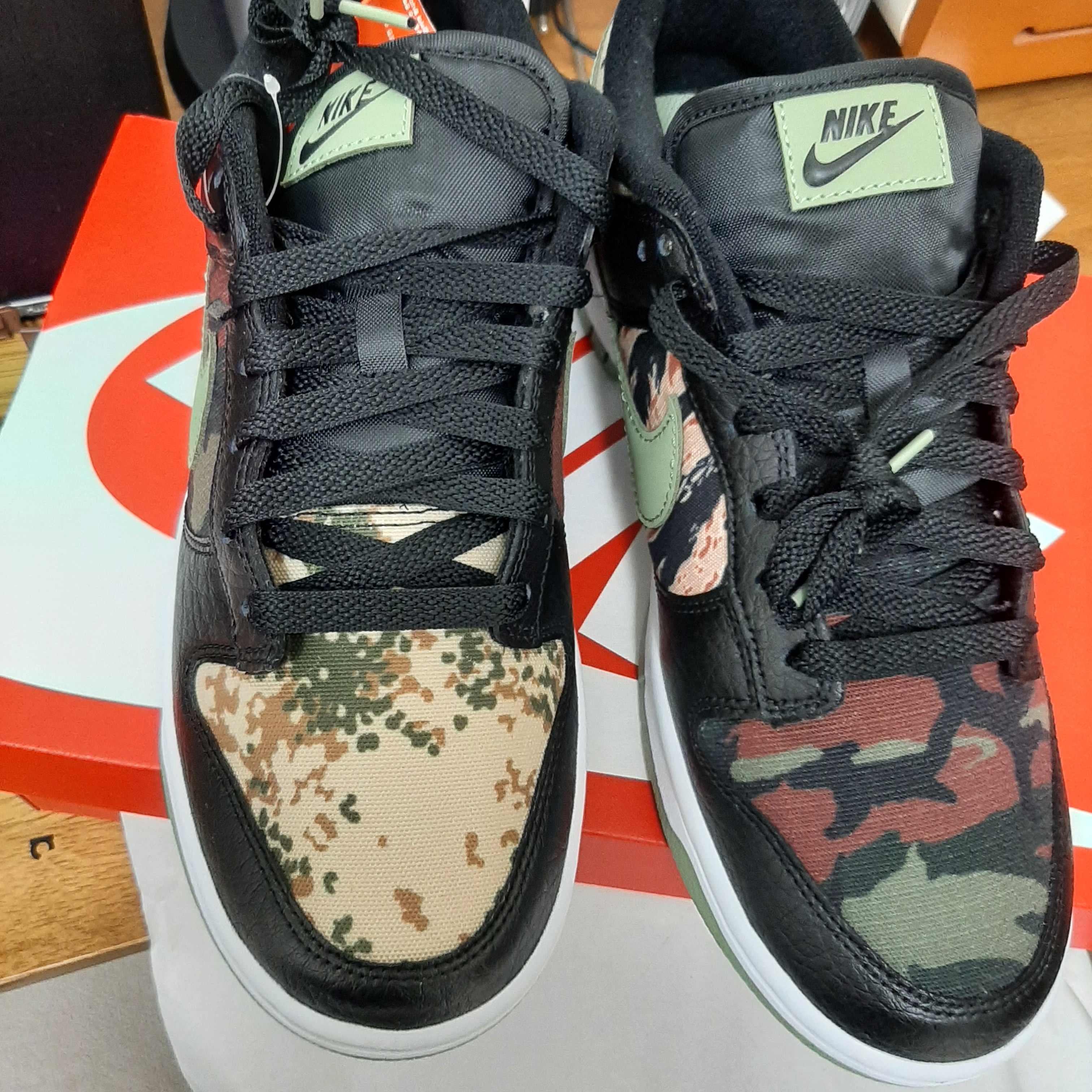 Nike Dunk Low SE Black Multi Camo 착용 스타일 - 1