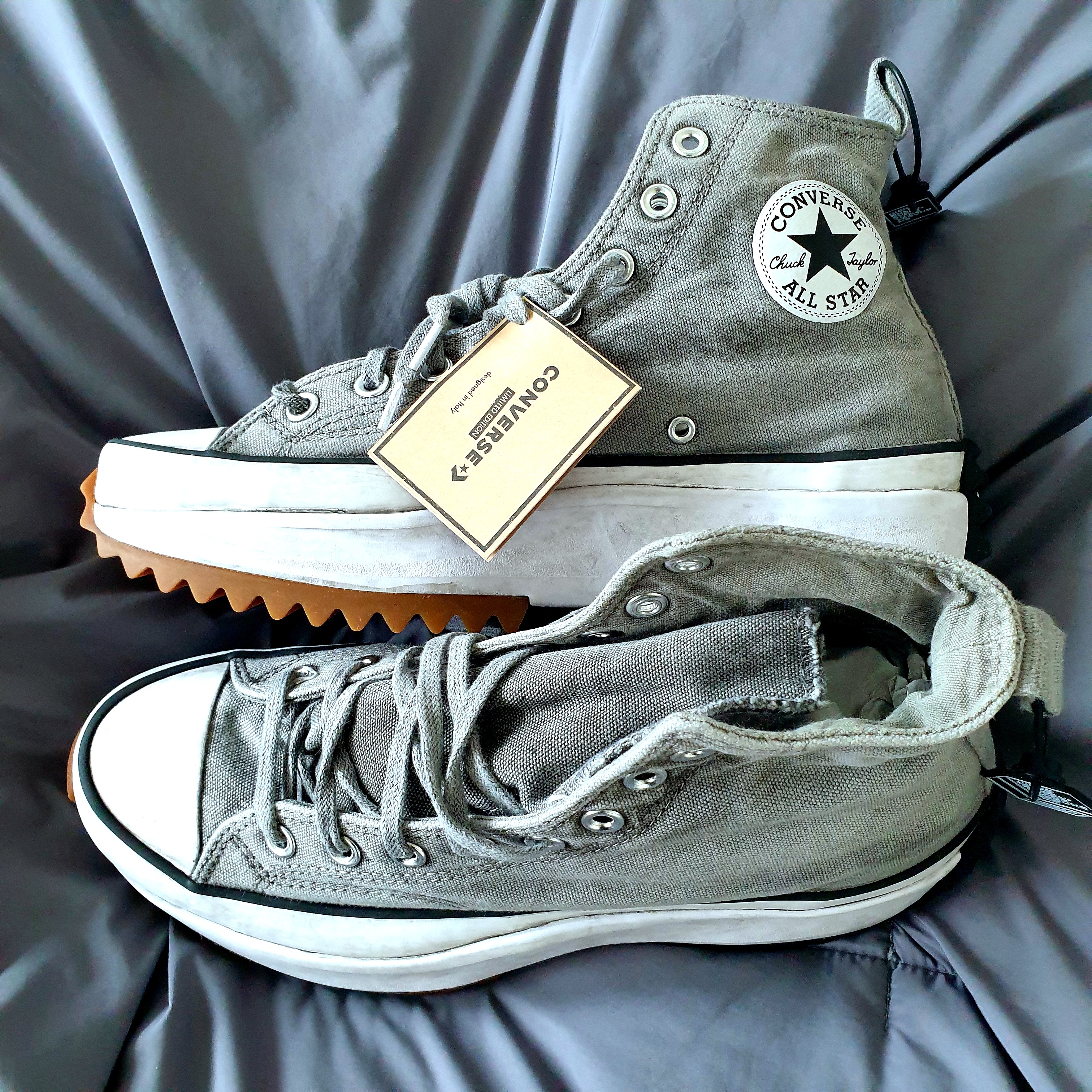 Converse Run Star Hike Hi Smoke 착용 스타일 - 2