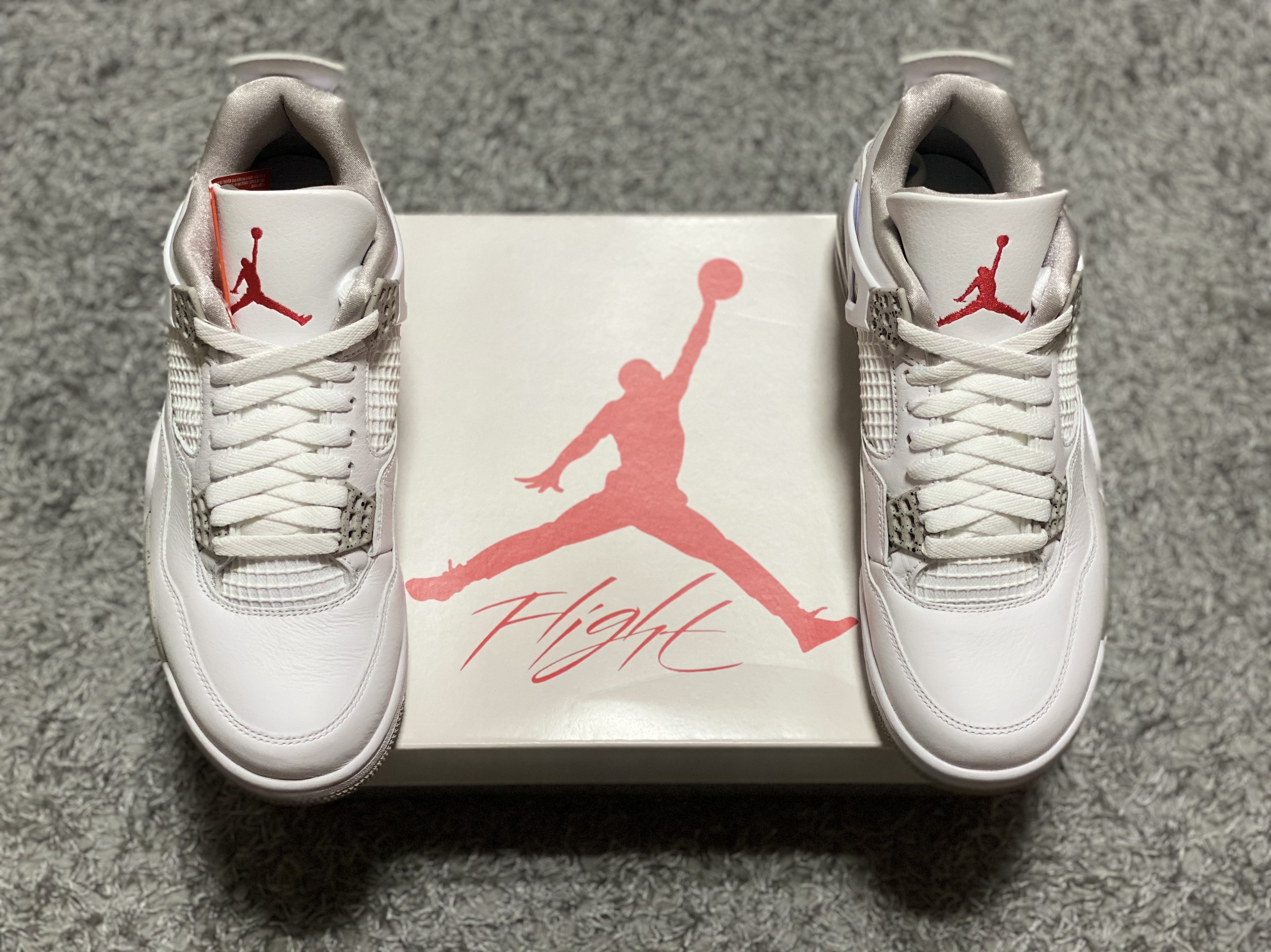 Jordan 4 Retro Tech White 착용 스타일 - 3